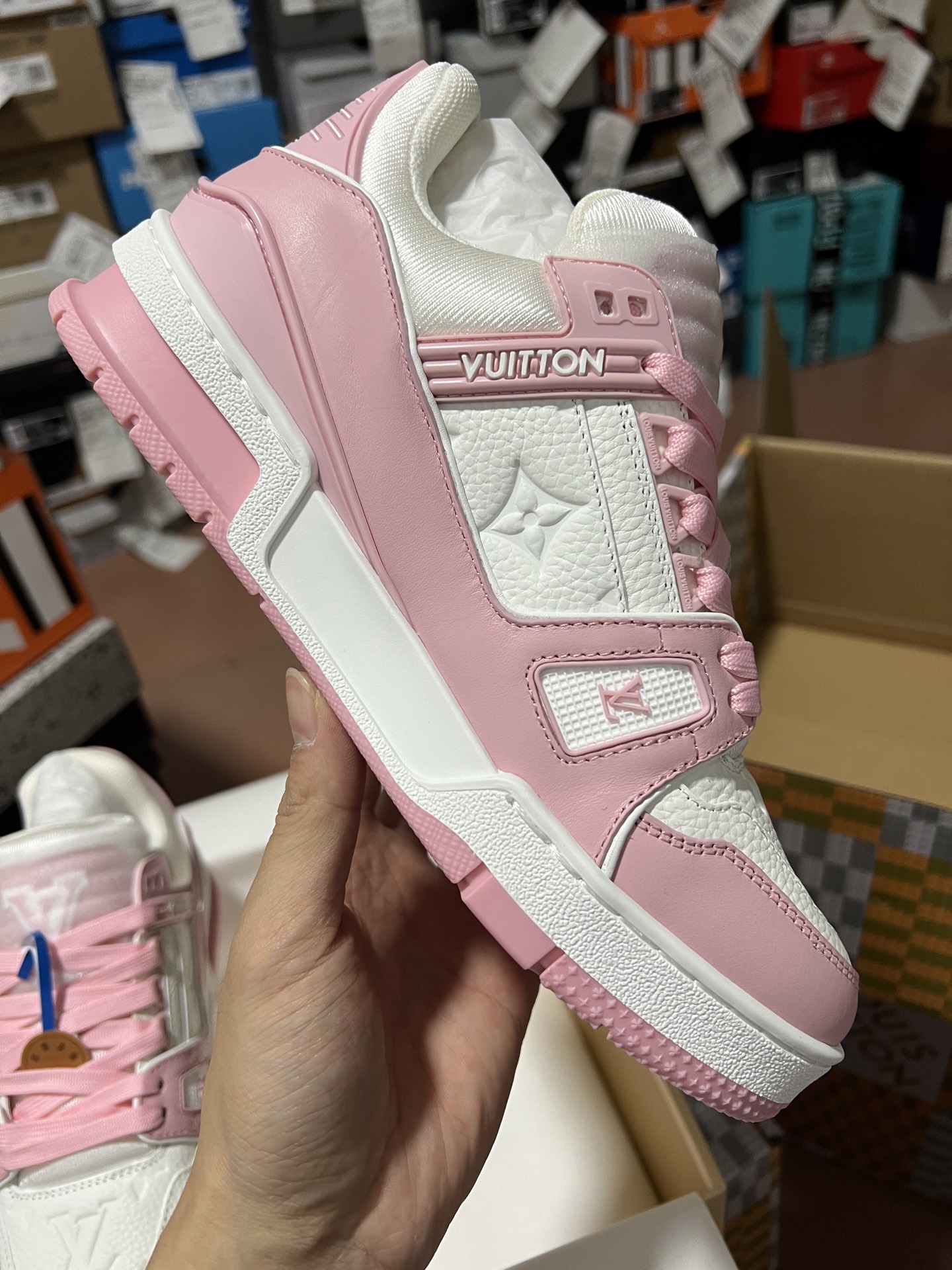 LV