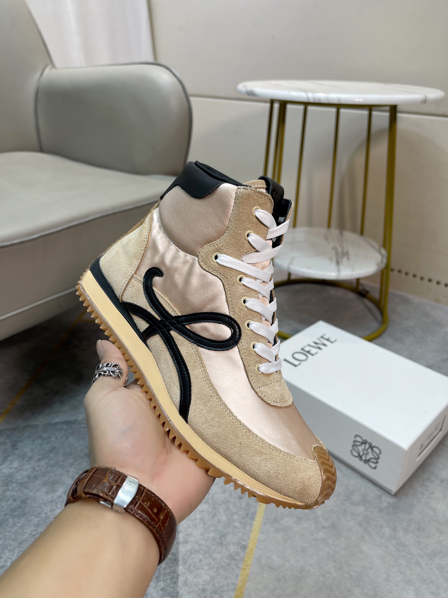 Loewe