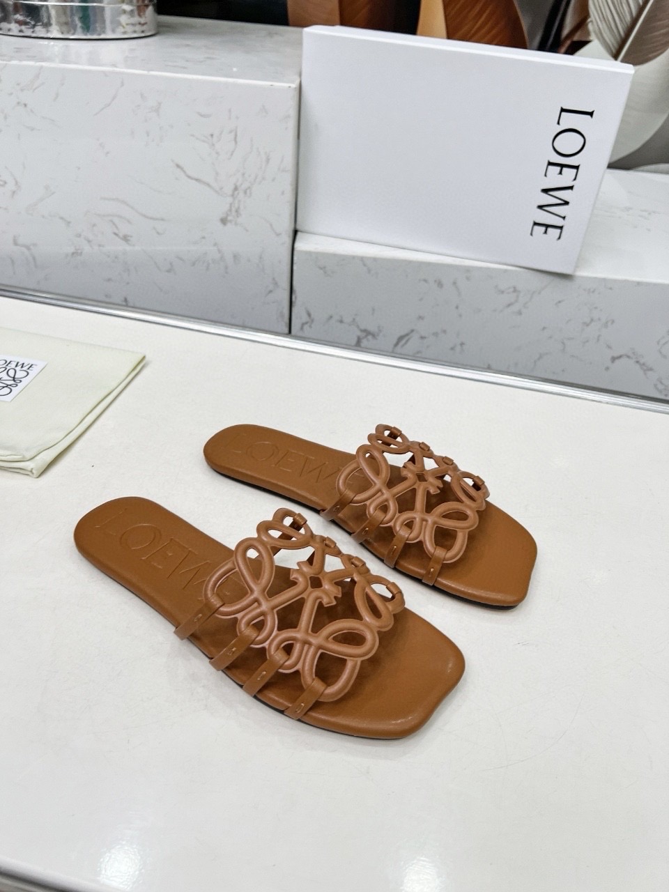 Loewe