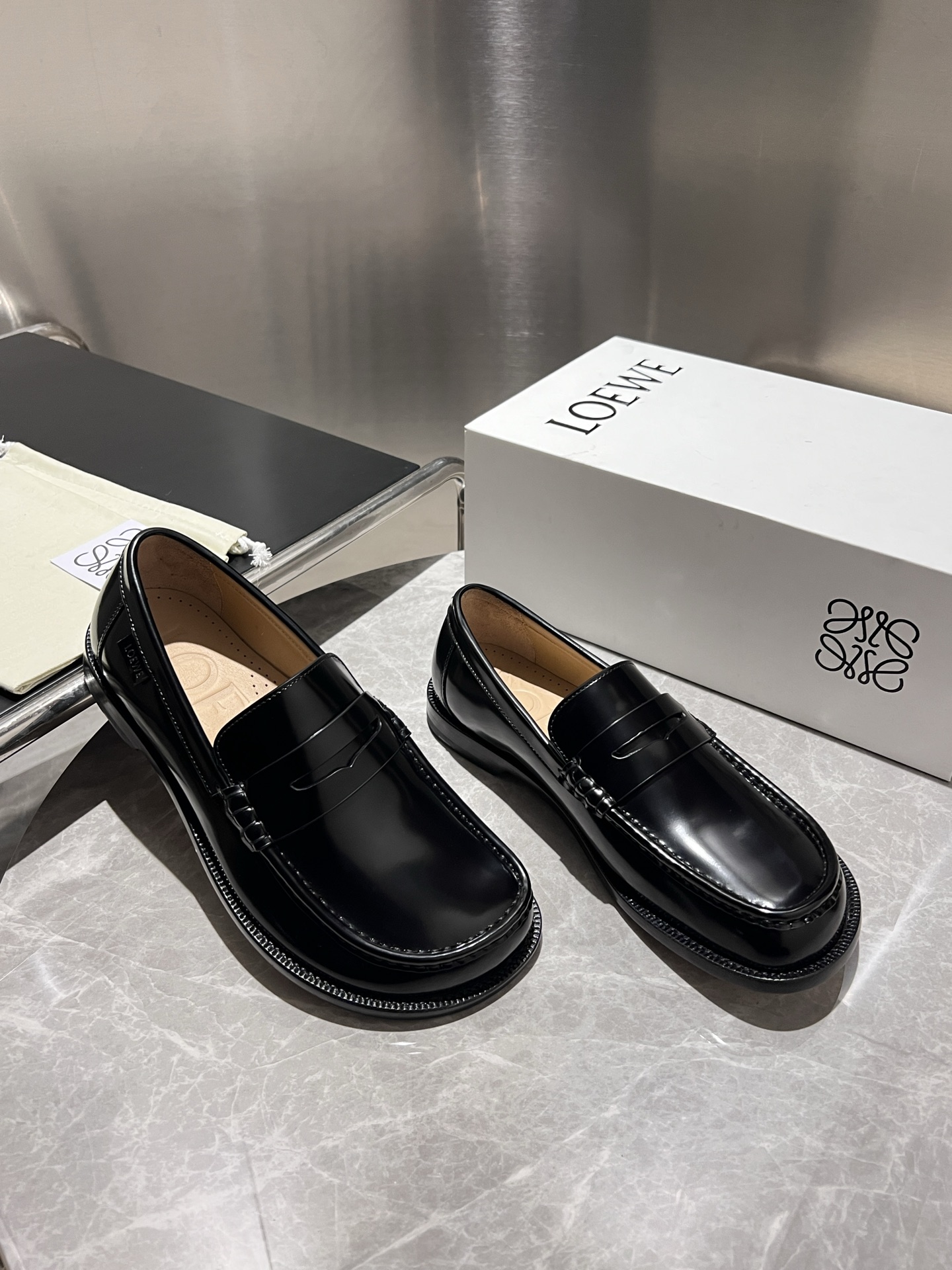 Loewe