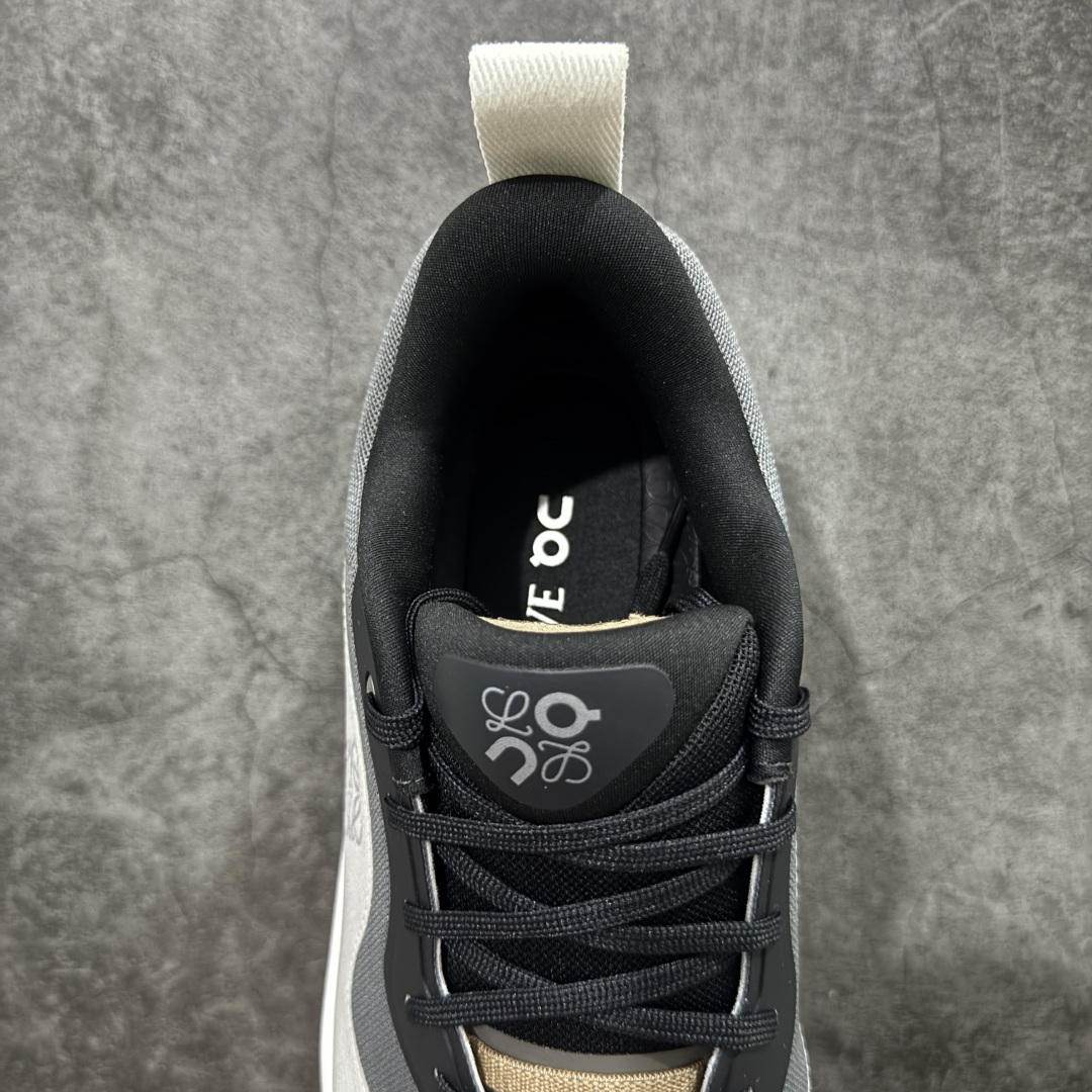 Loewe shoe