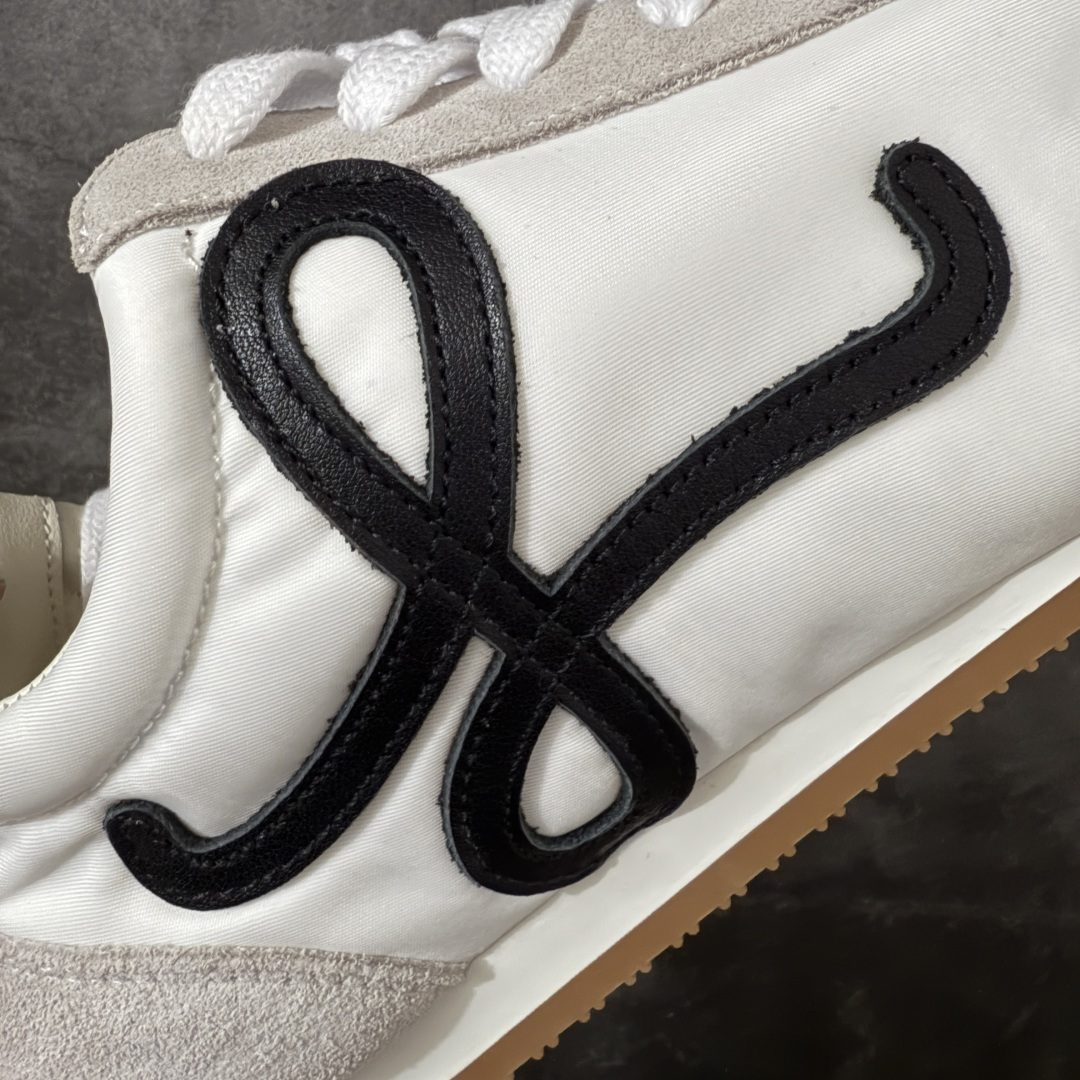 Loewe shoe