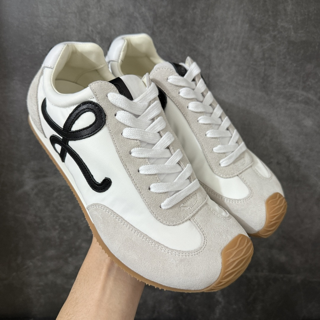 Loewe shoe