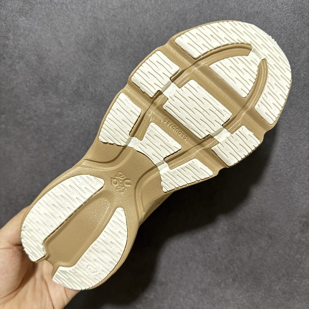 Loewe shoe