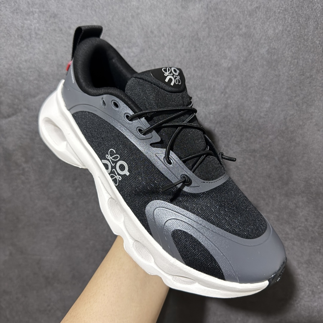 Loewe shoe