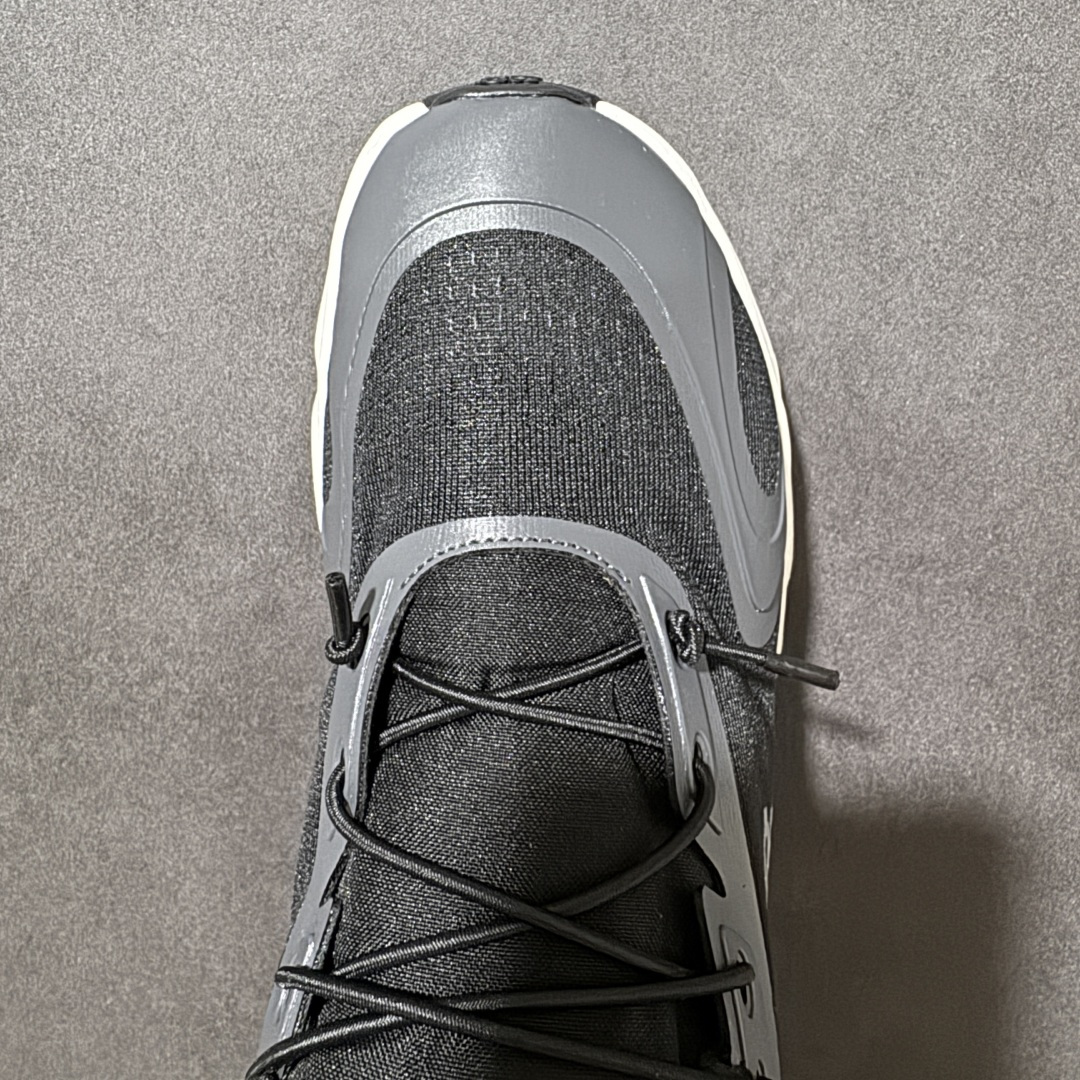 Loewe shoe