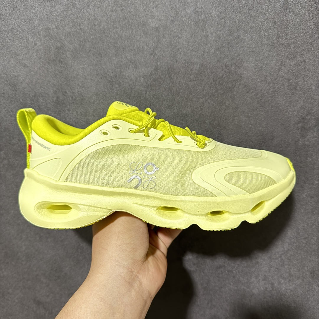 Loewe shoe
