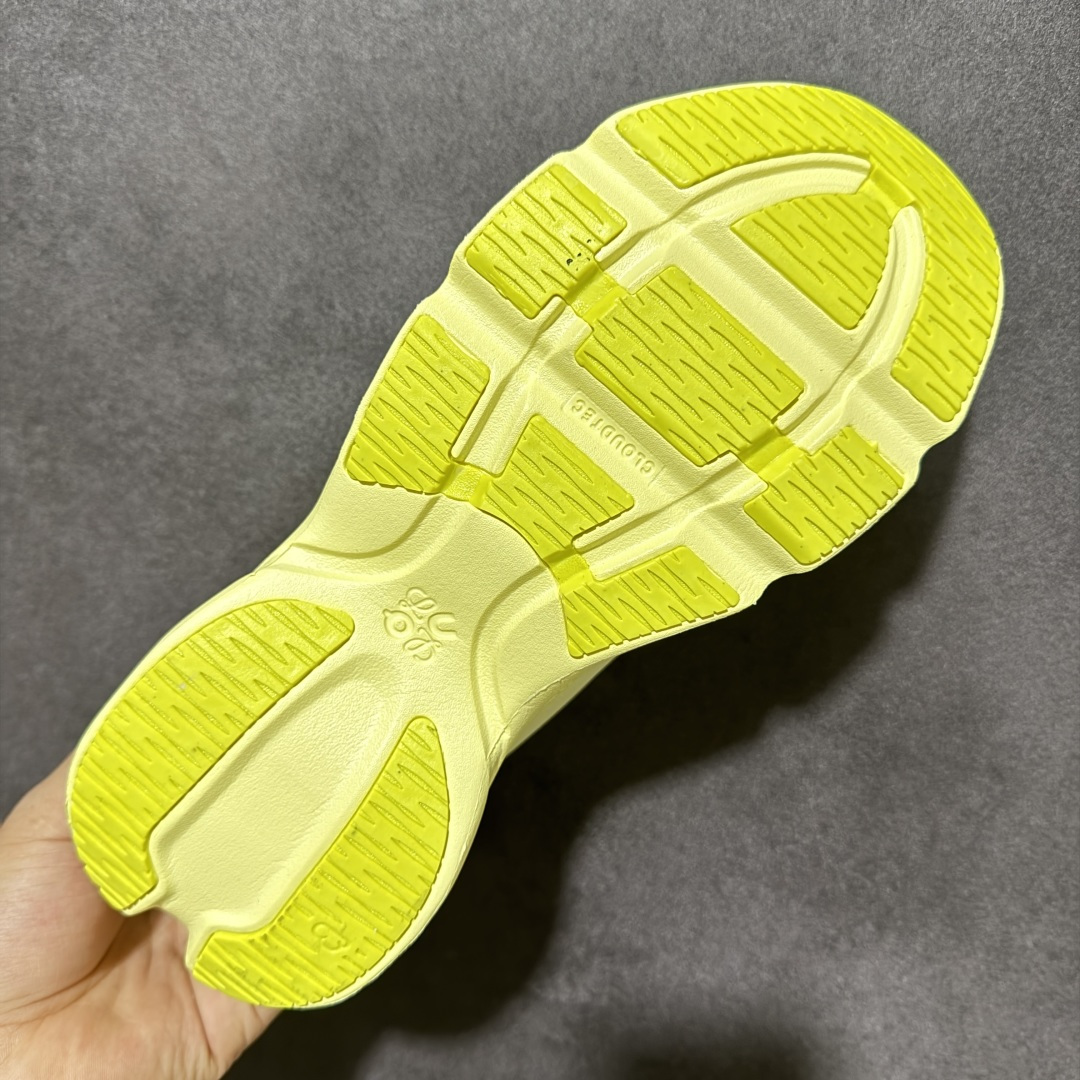 Loewe shoe