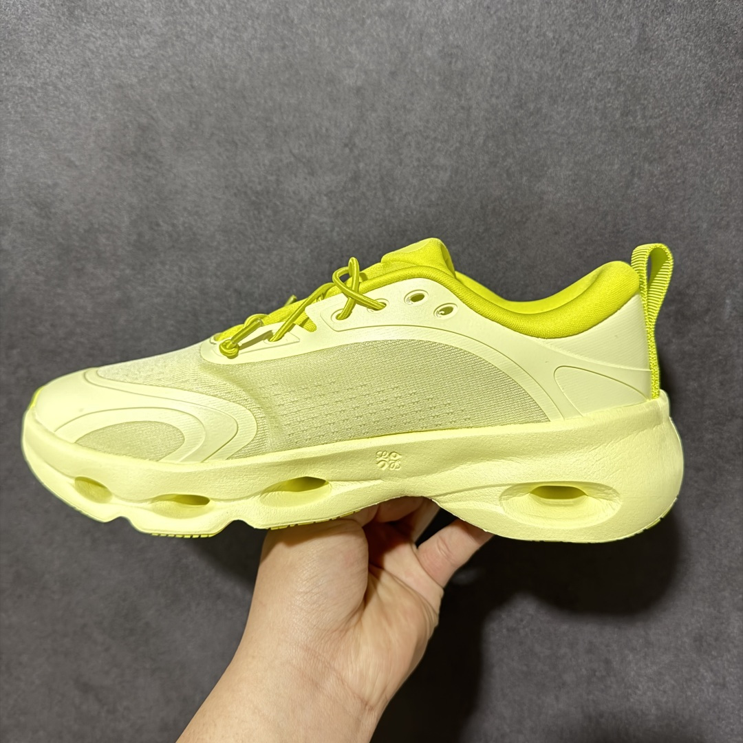 Loewe shoe