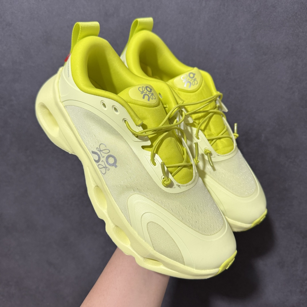 Loewe shoe