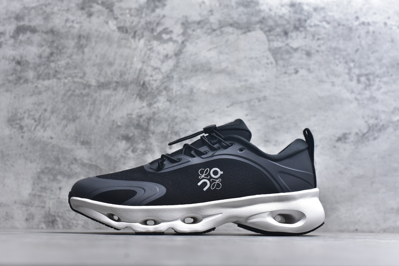 Loewe shoe