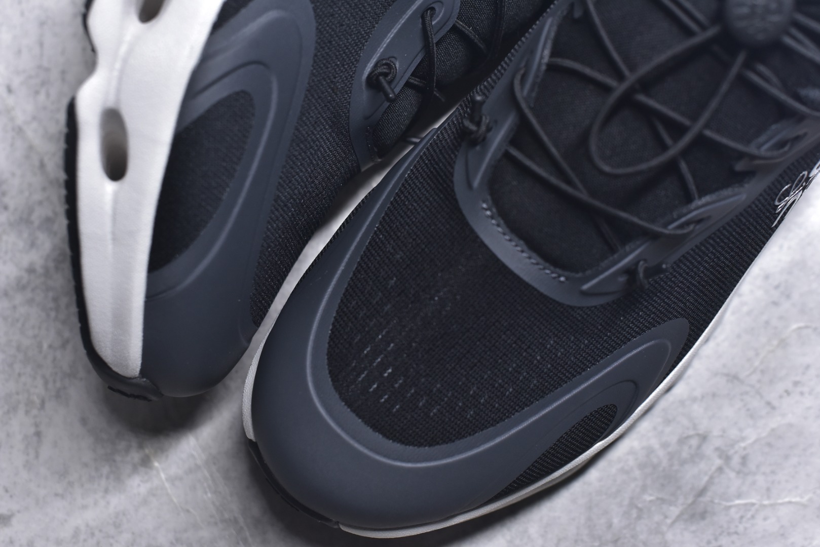 Loewe shoe