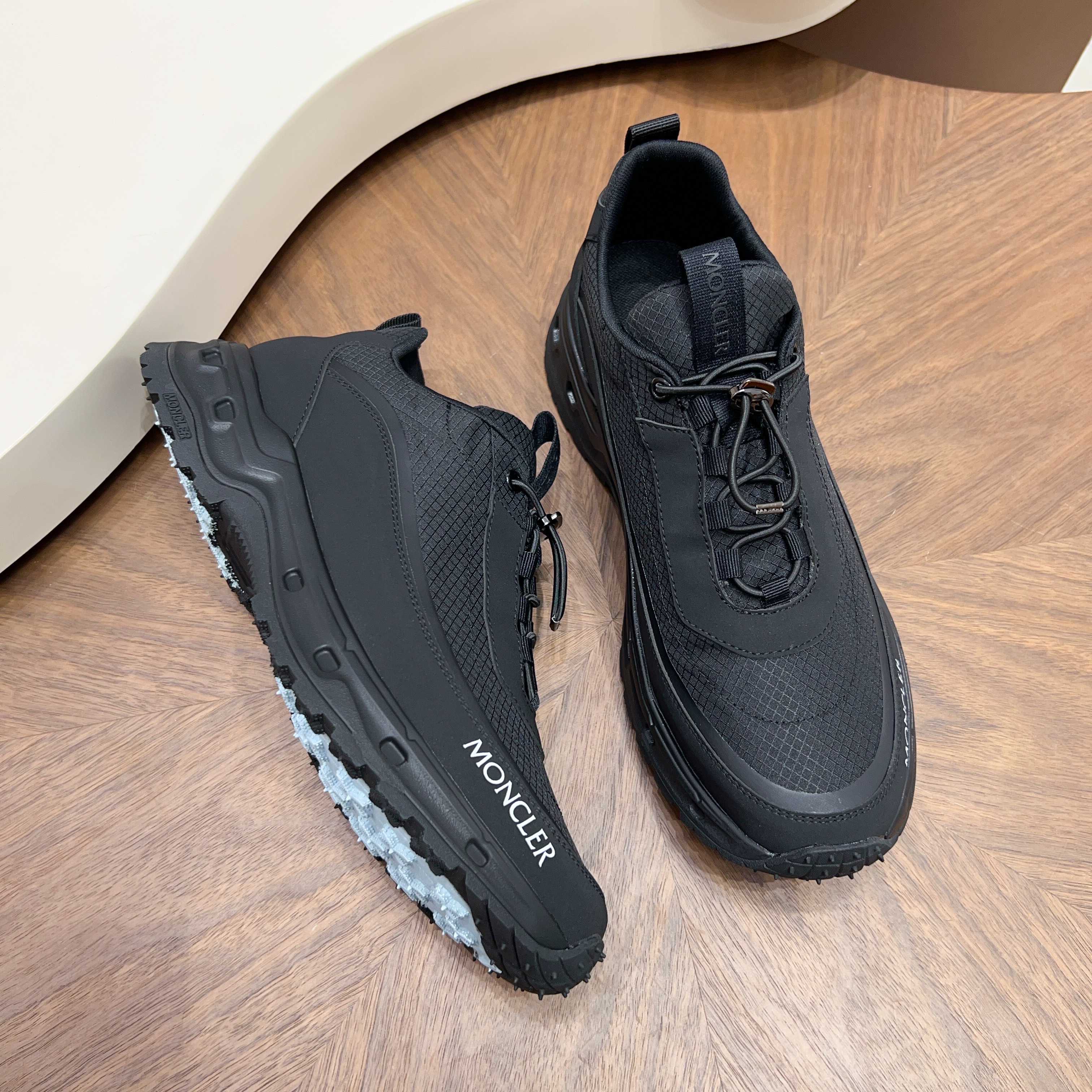 Moncler