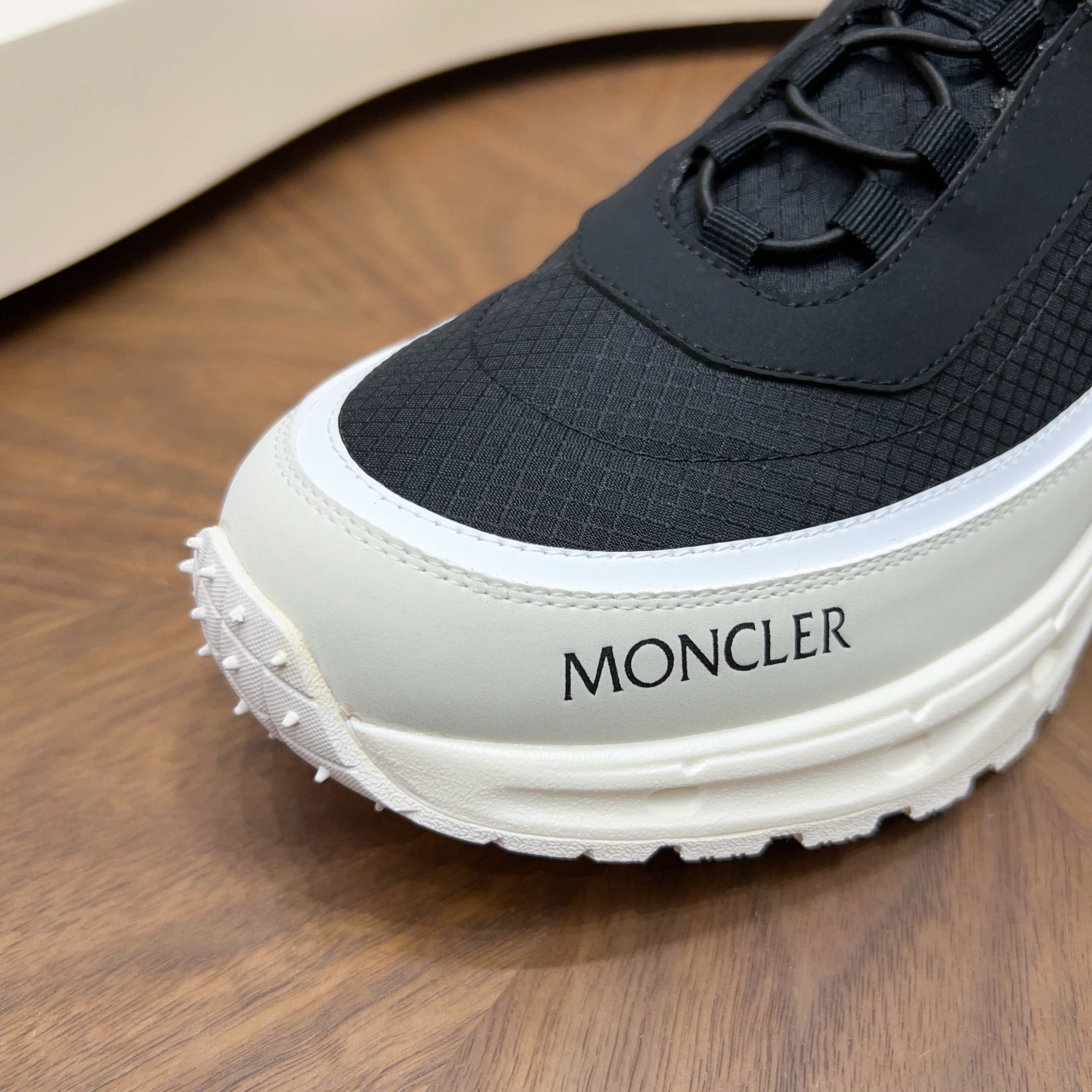 Moncler