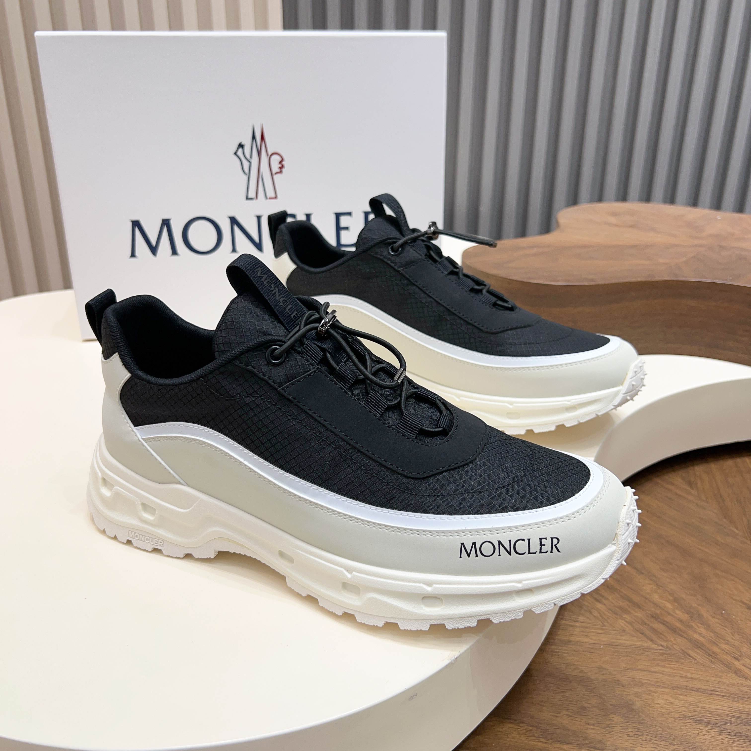 Moncler