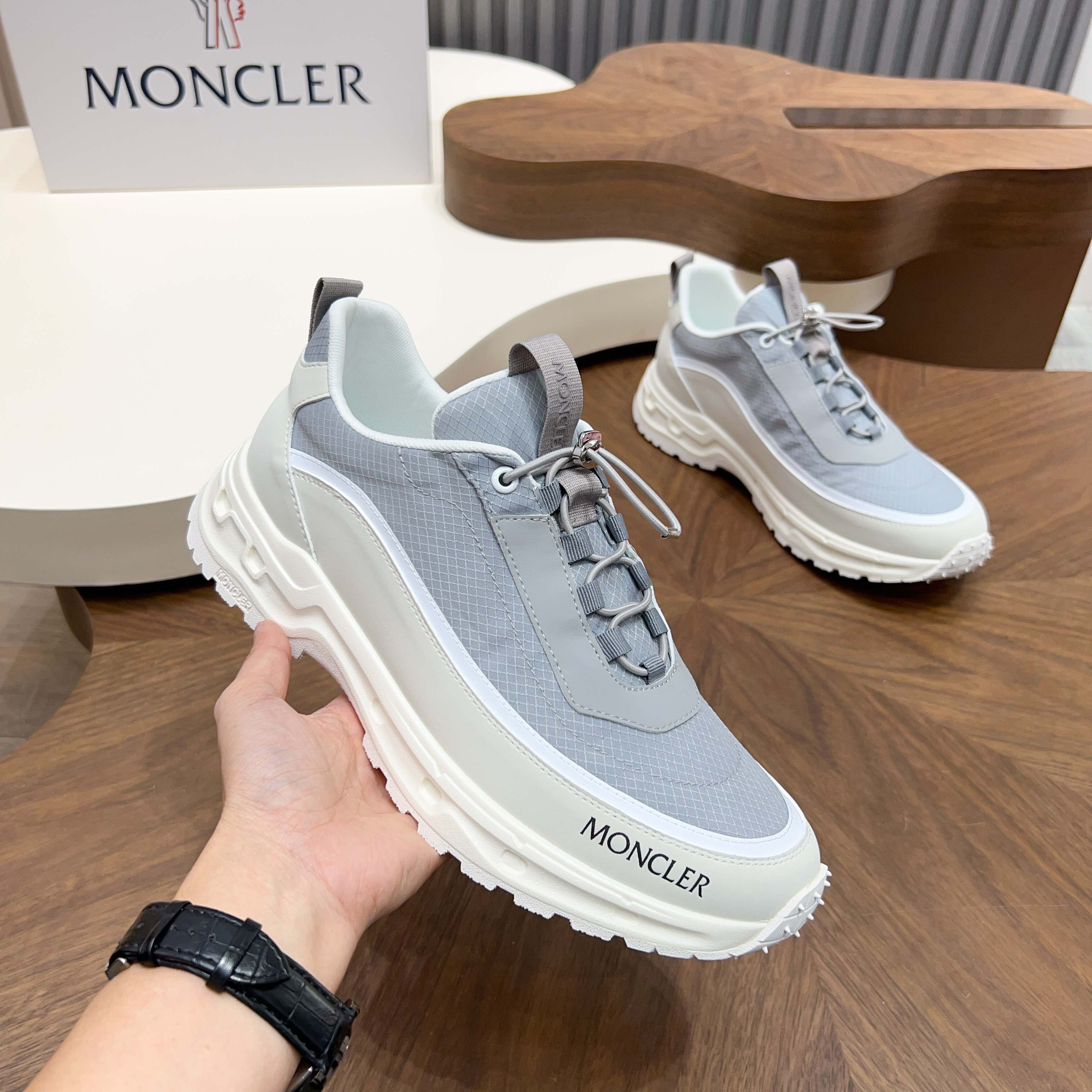 Moncler