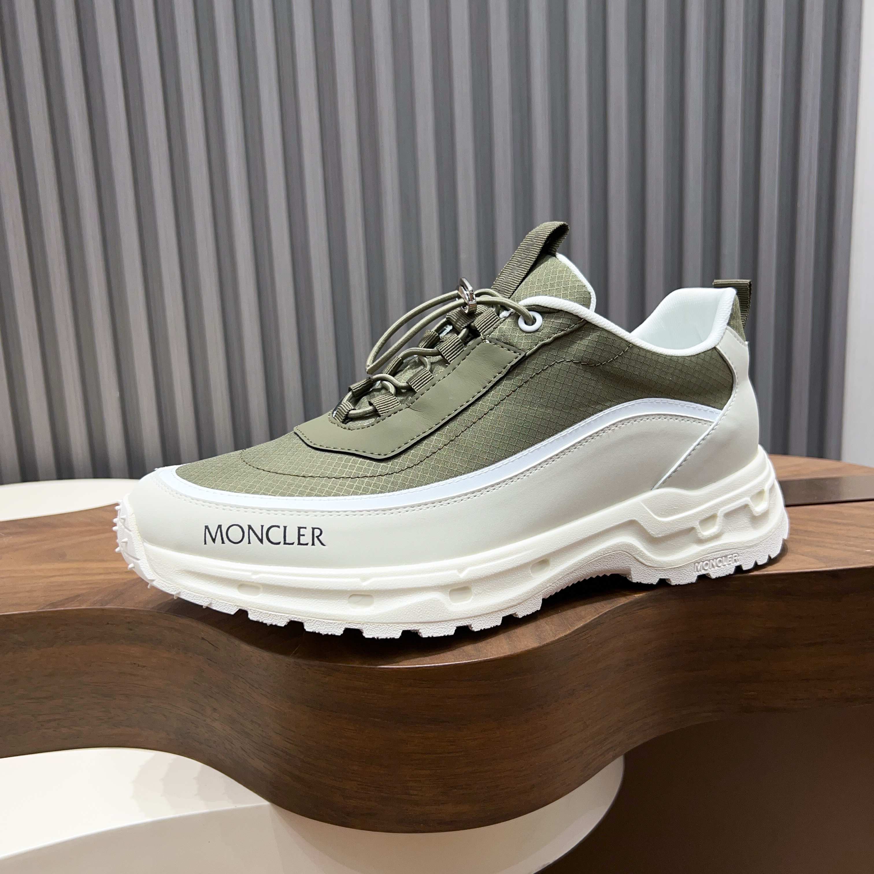 Moncler
