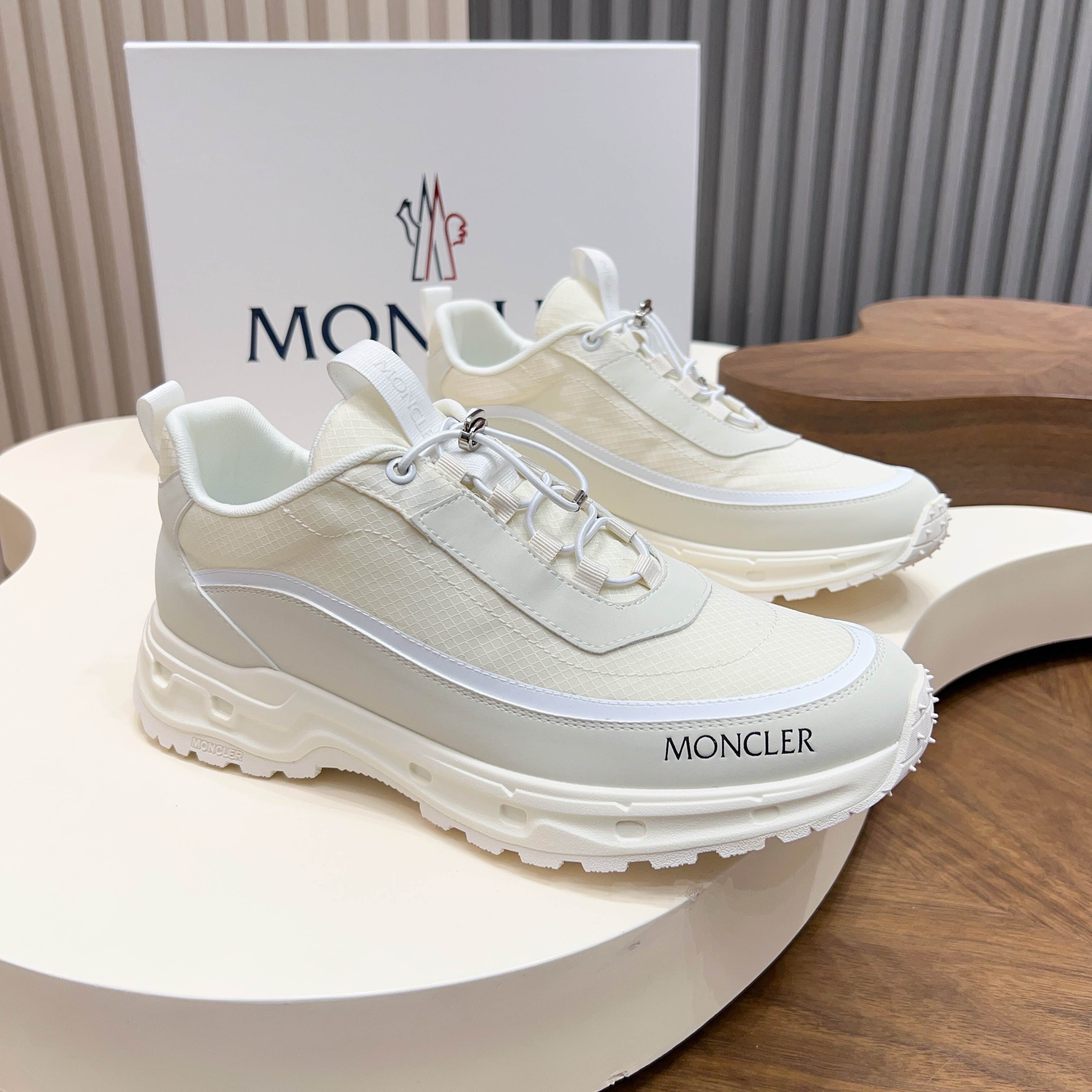 Moncler