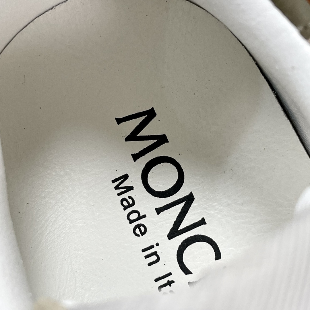 Moncler