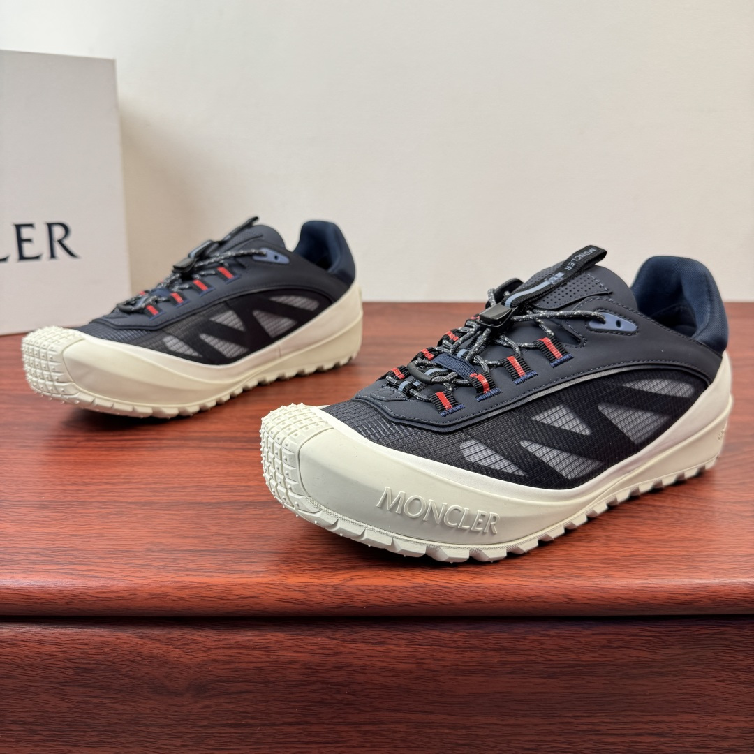 Moncler