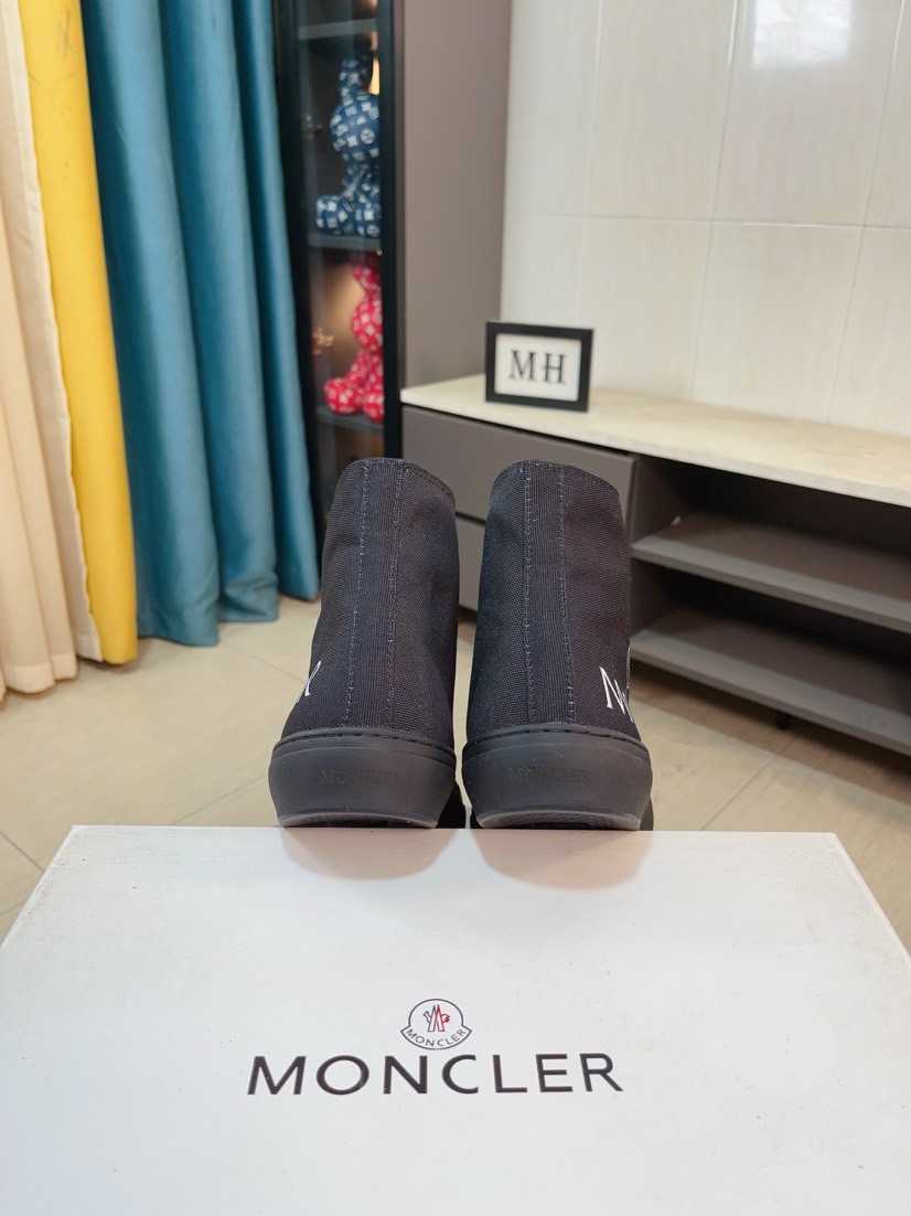Moncler