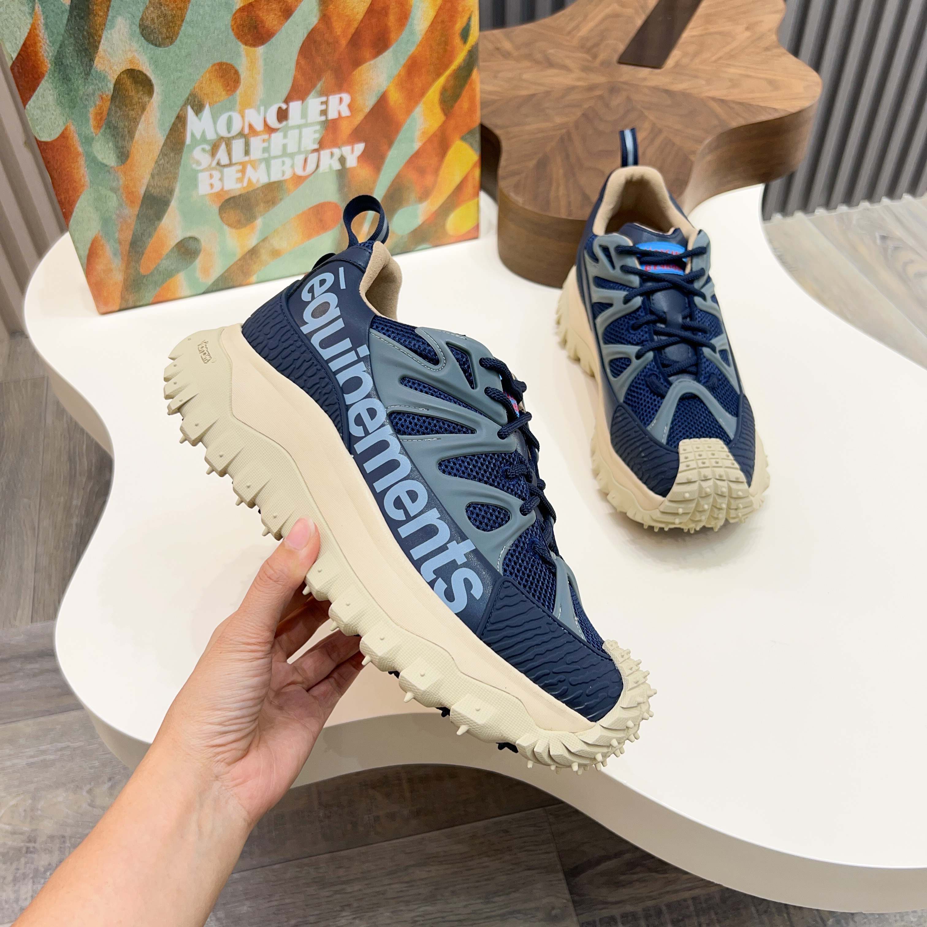 Moncler shoe