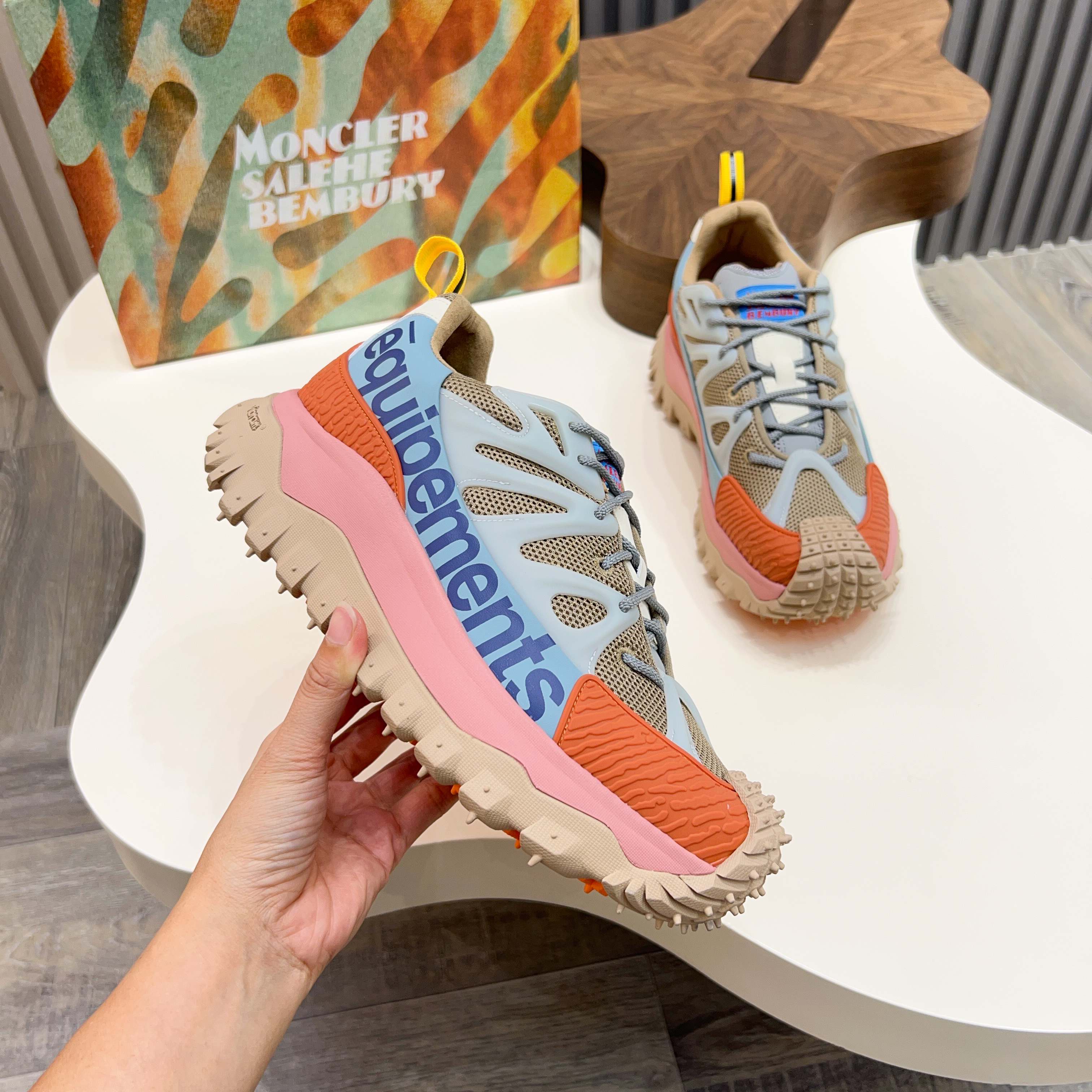 Moncler shoe