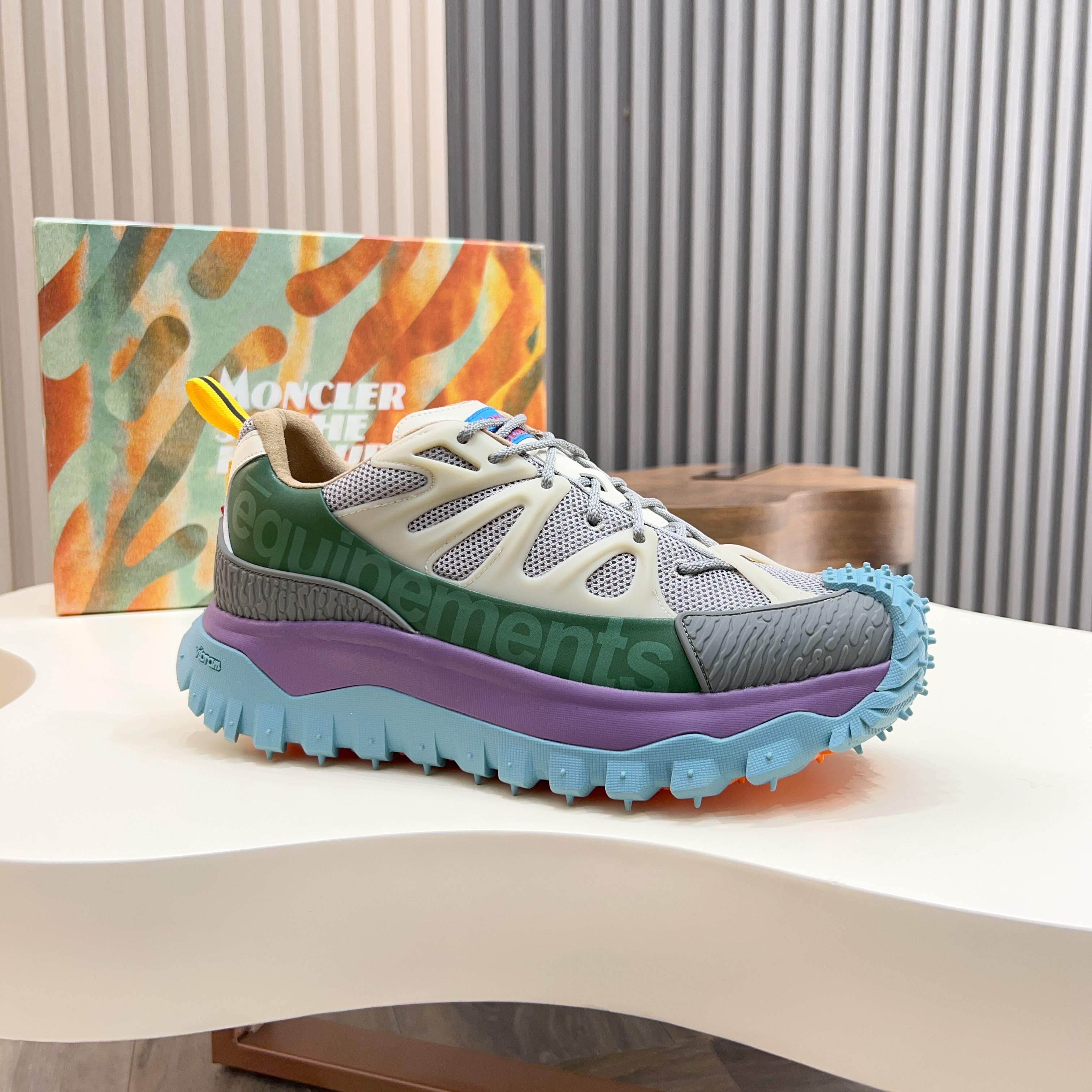 Moncler shoe