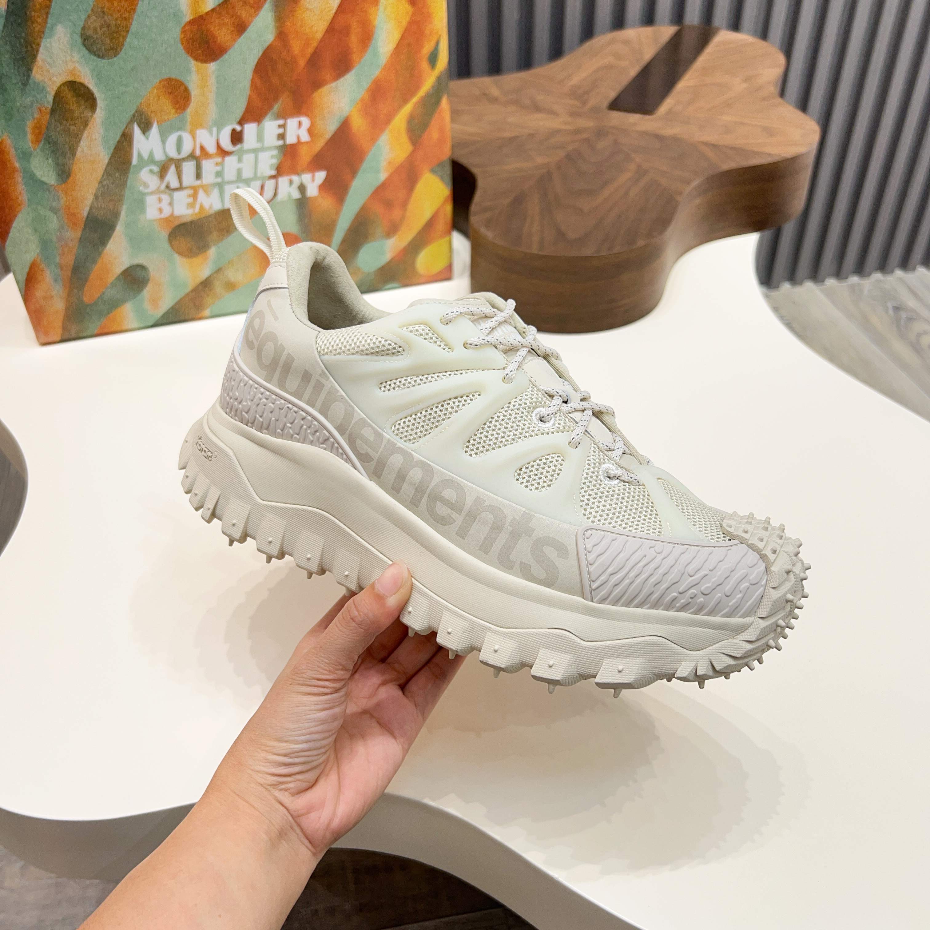 Moncler shoe