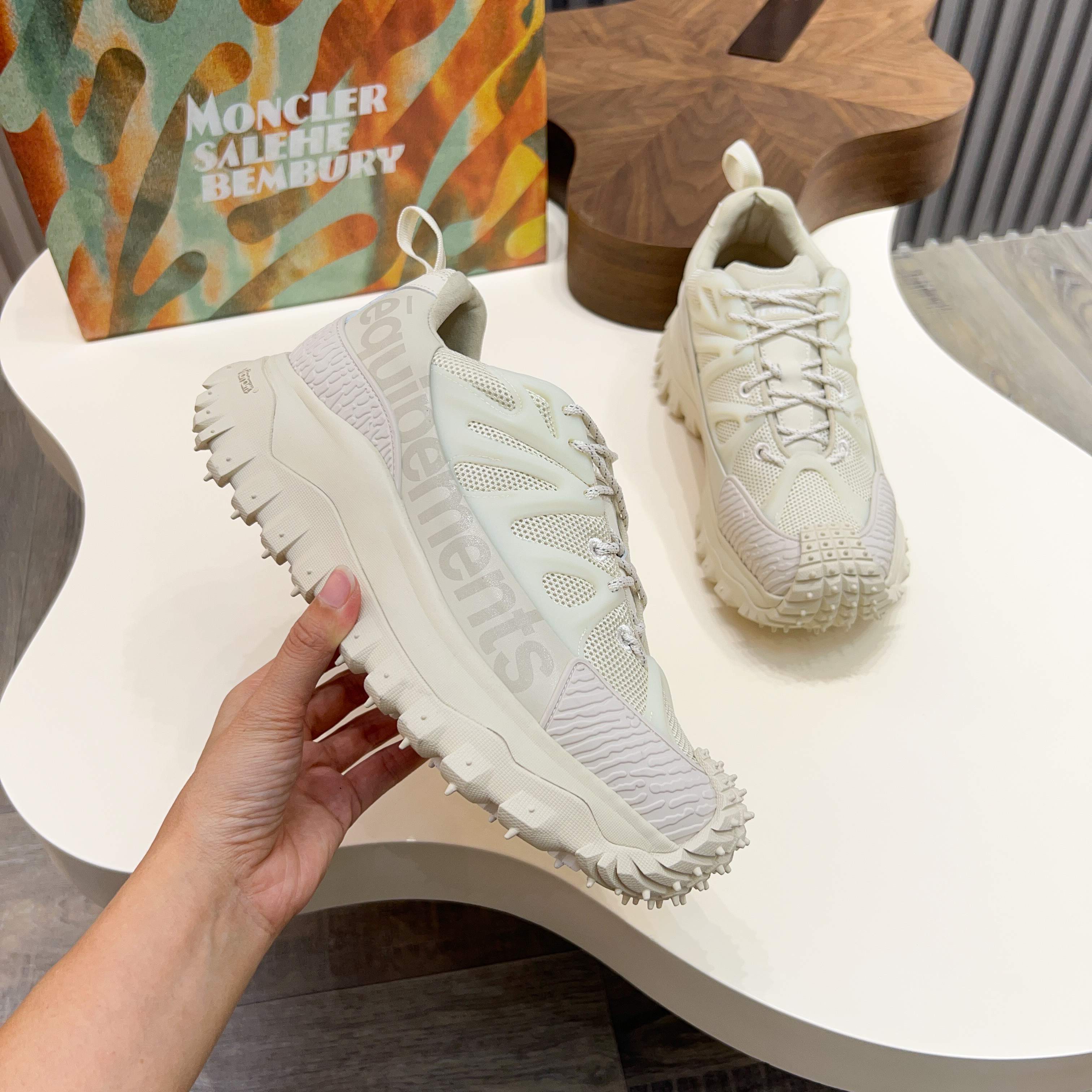 Moncler shoe
