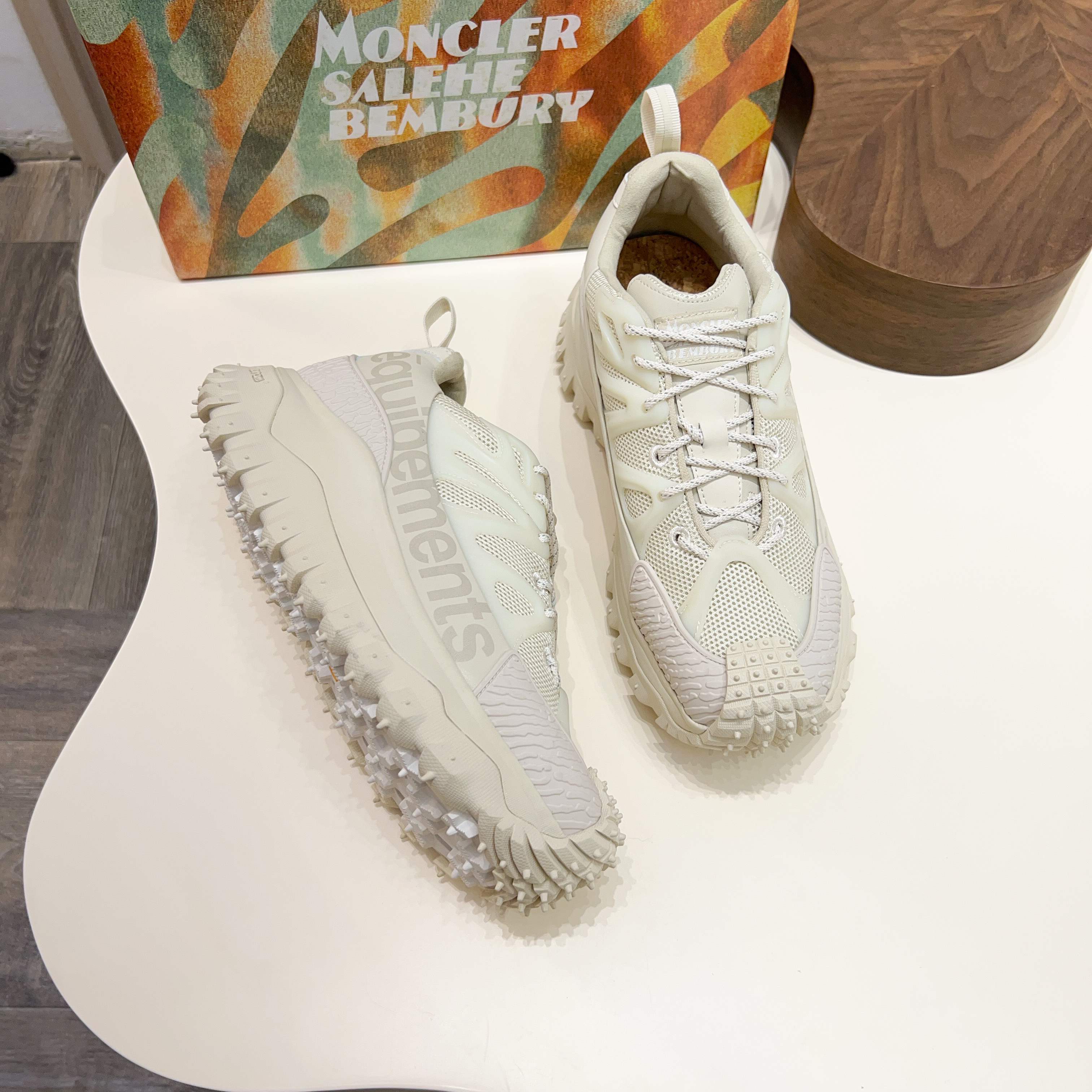 Moncler shoe