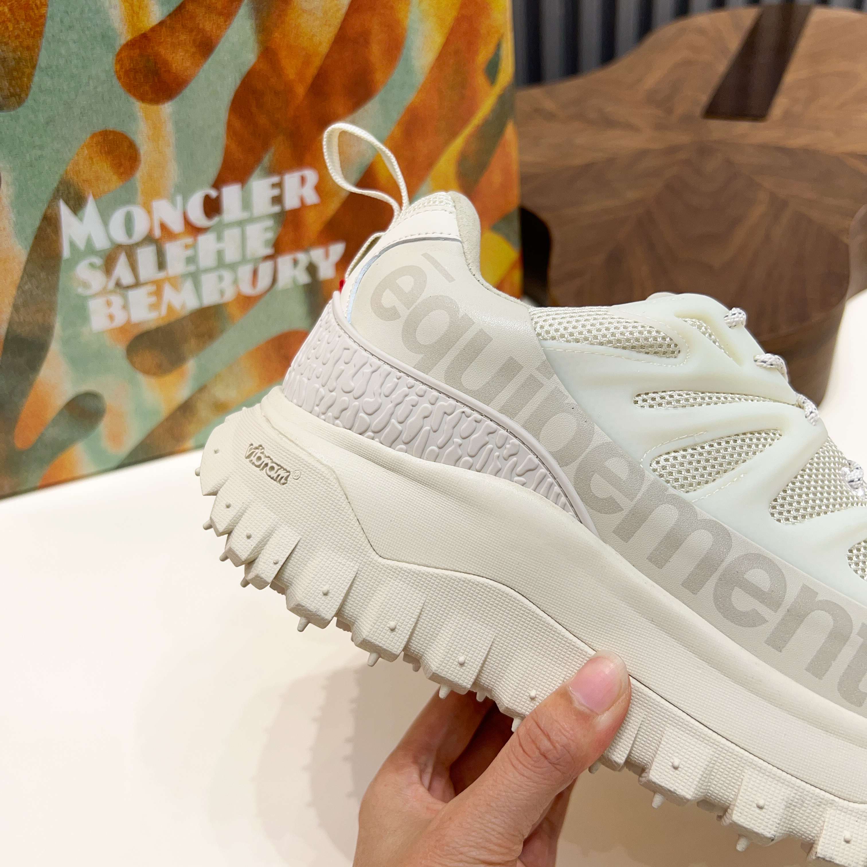 Moncler shoe