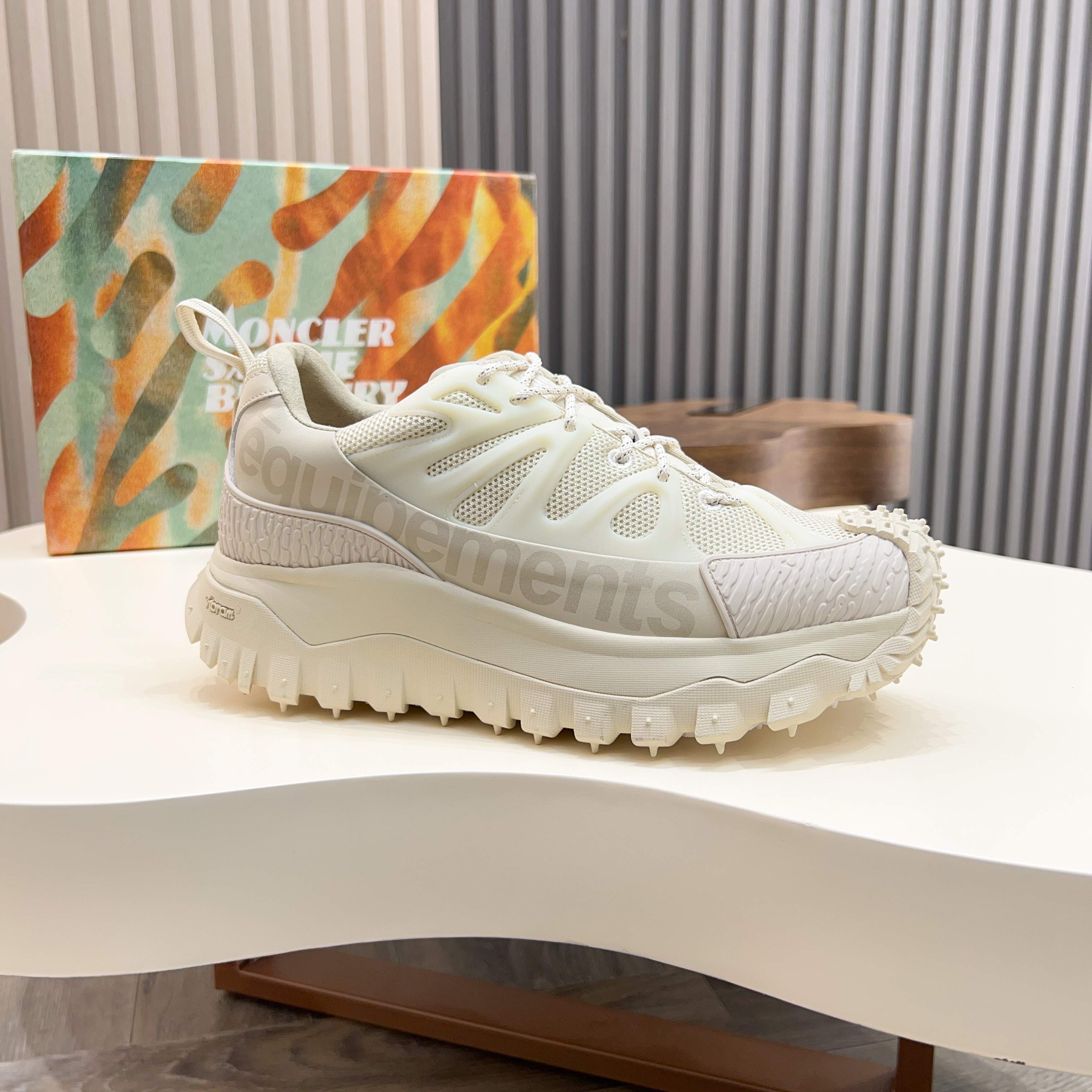 Moncler shoe