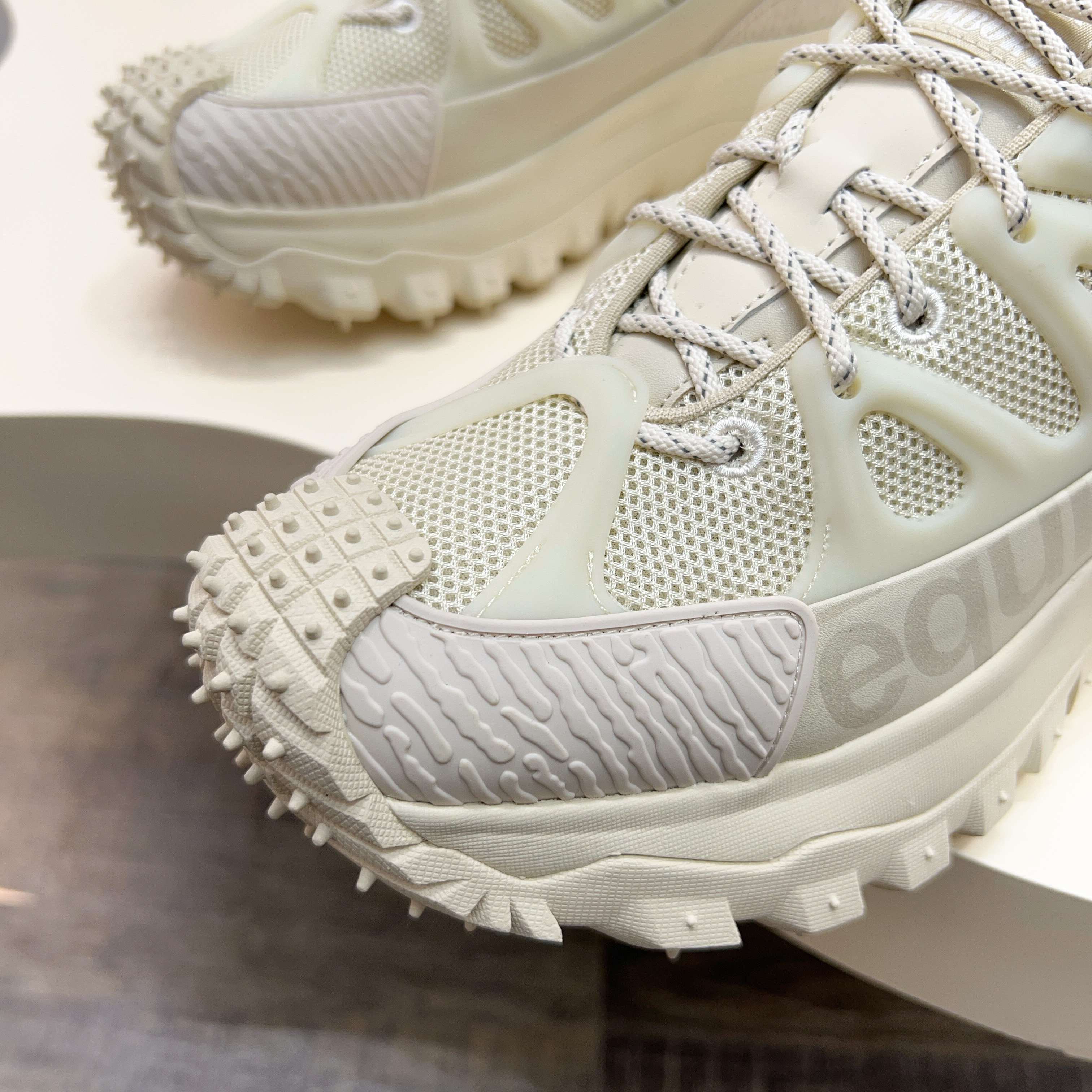 Moncler shoe