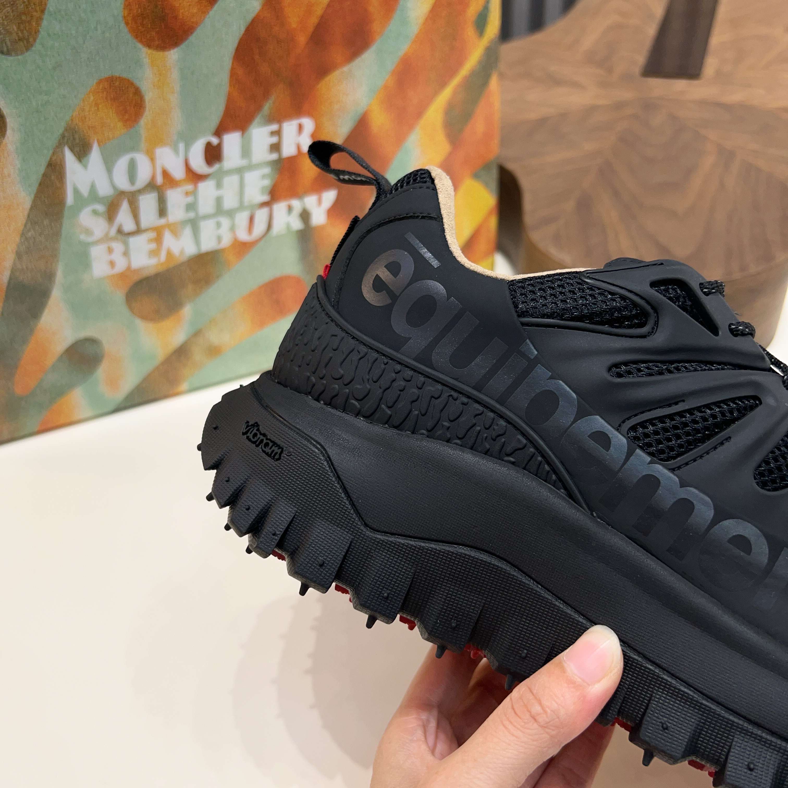 Moncler shoe