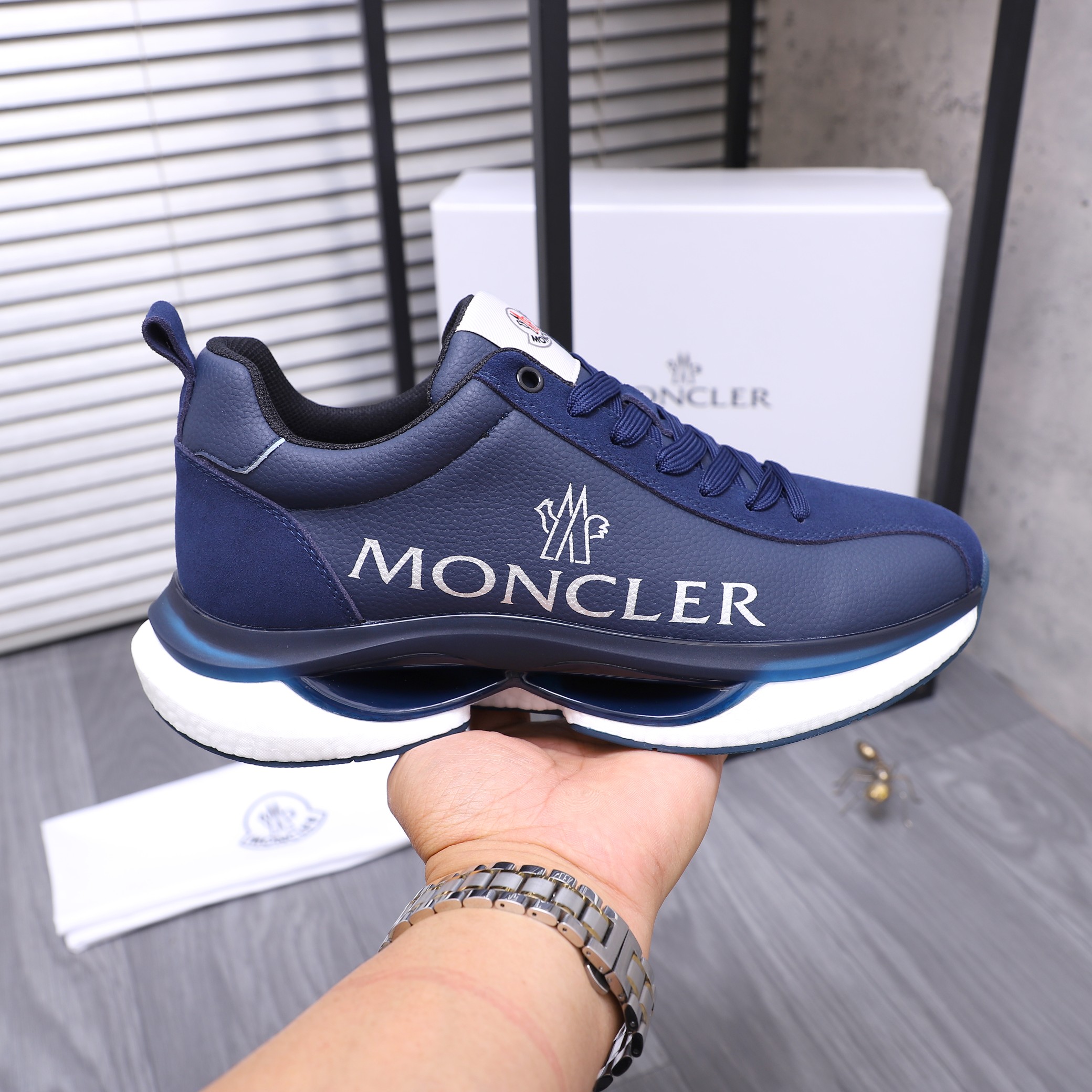 Moncler shoe