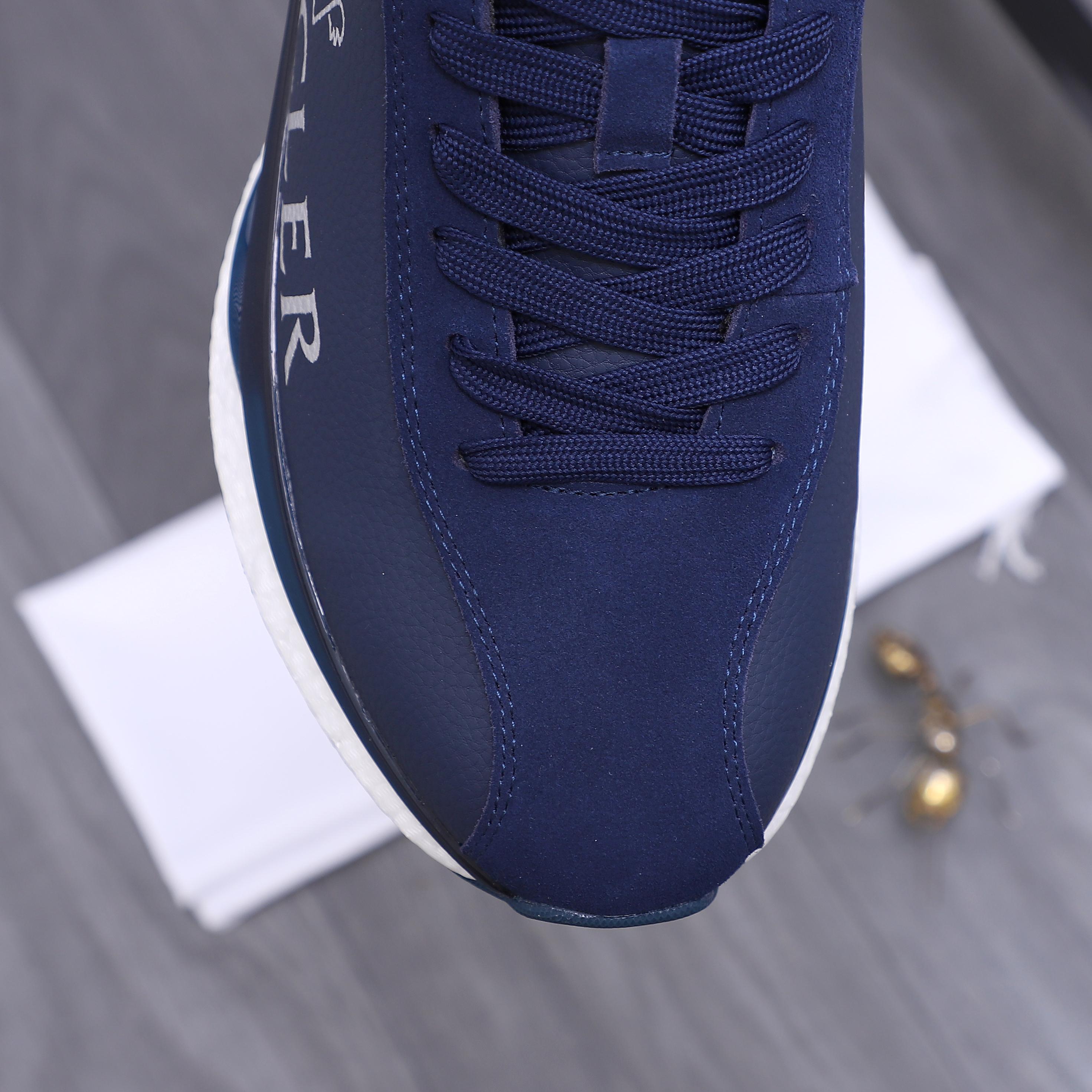 Moncler shoe