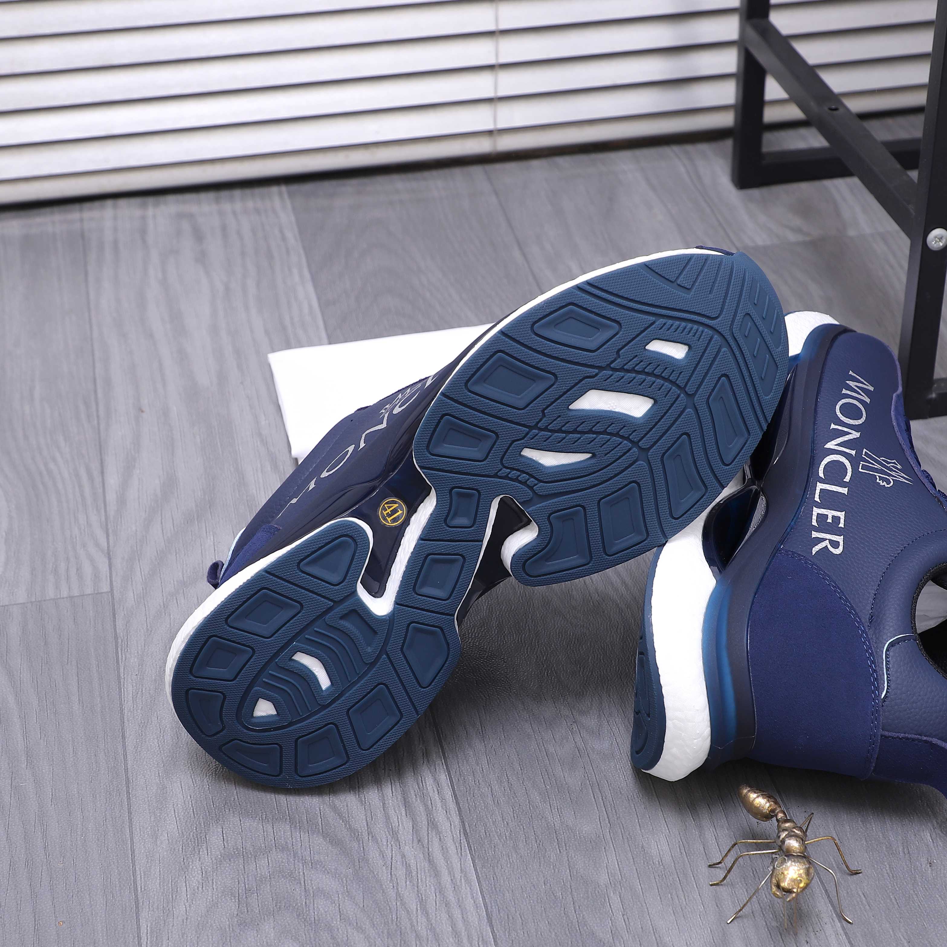 Moncler shoe