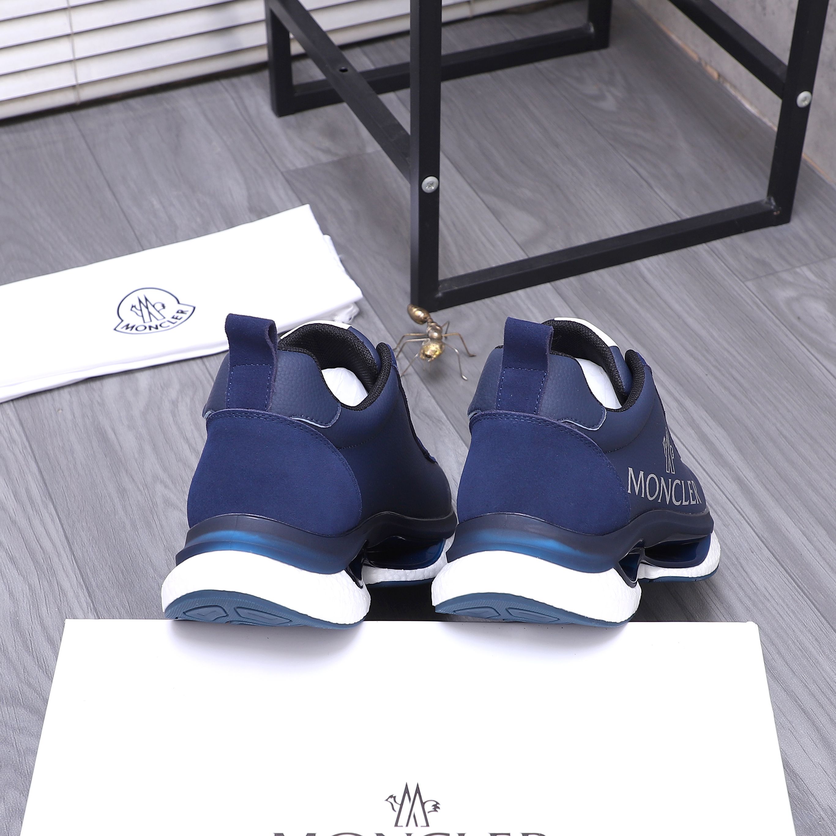 Moncler shoe