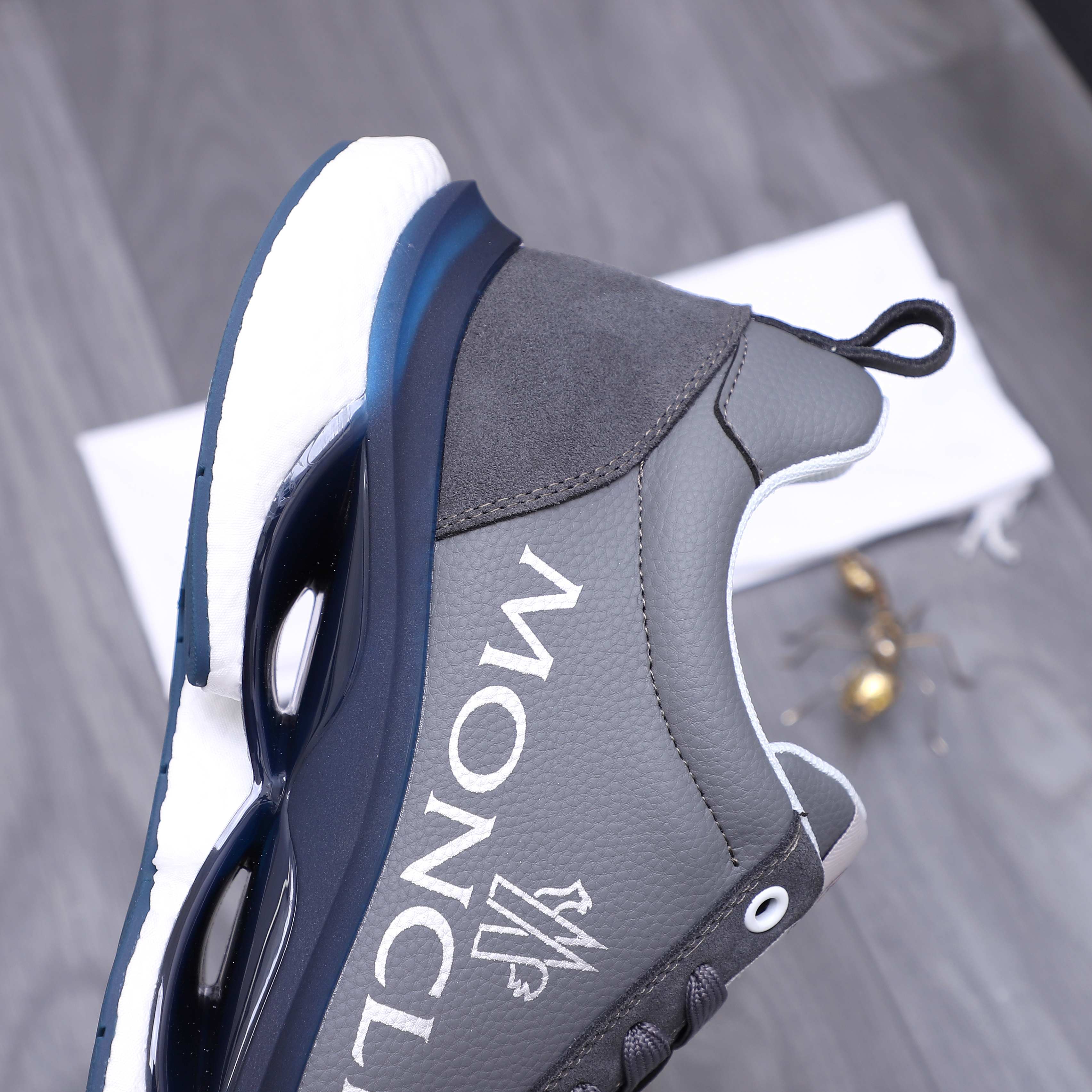 Moncler shoe