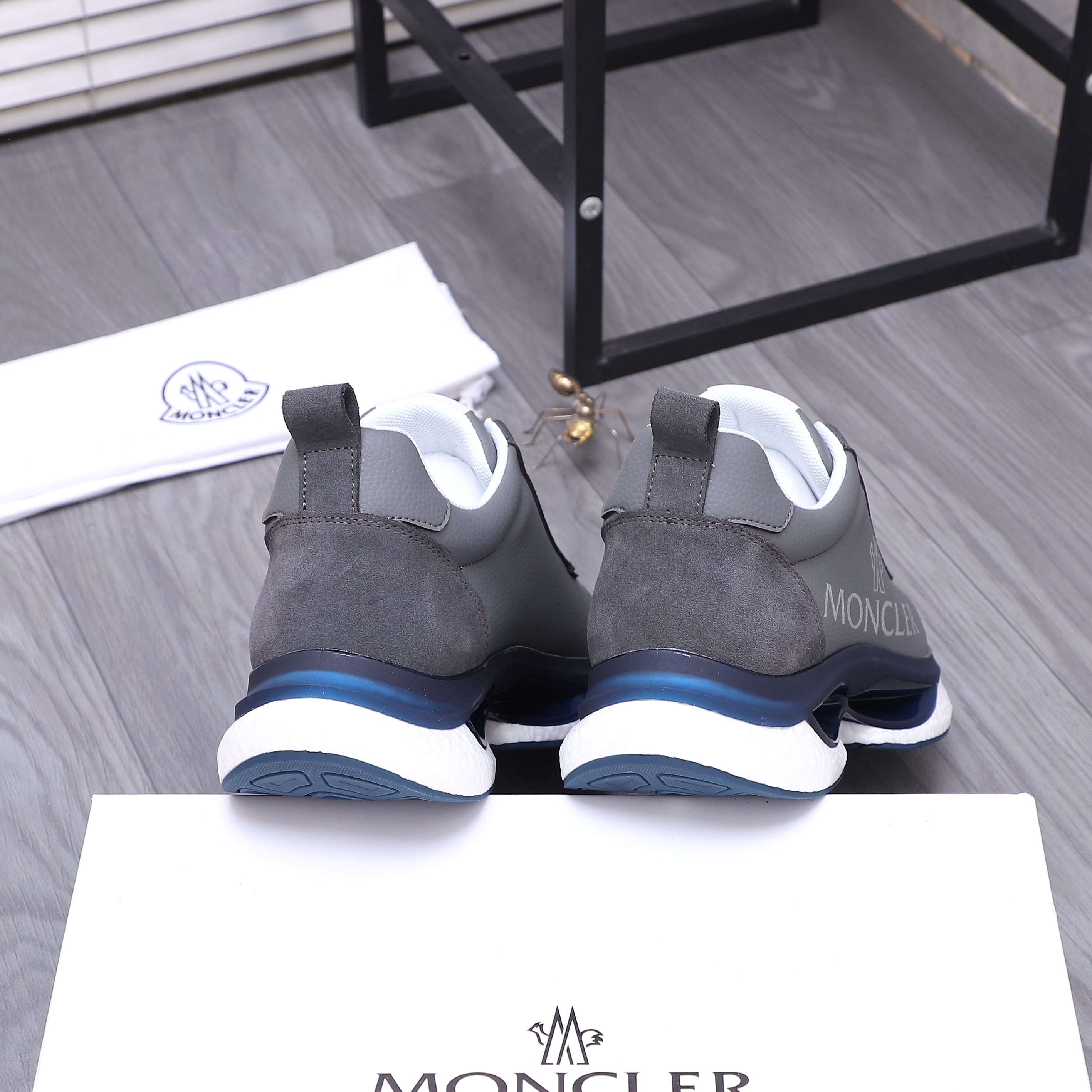Moncler shoe