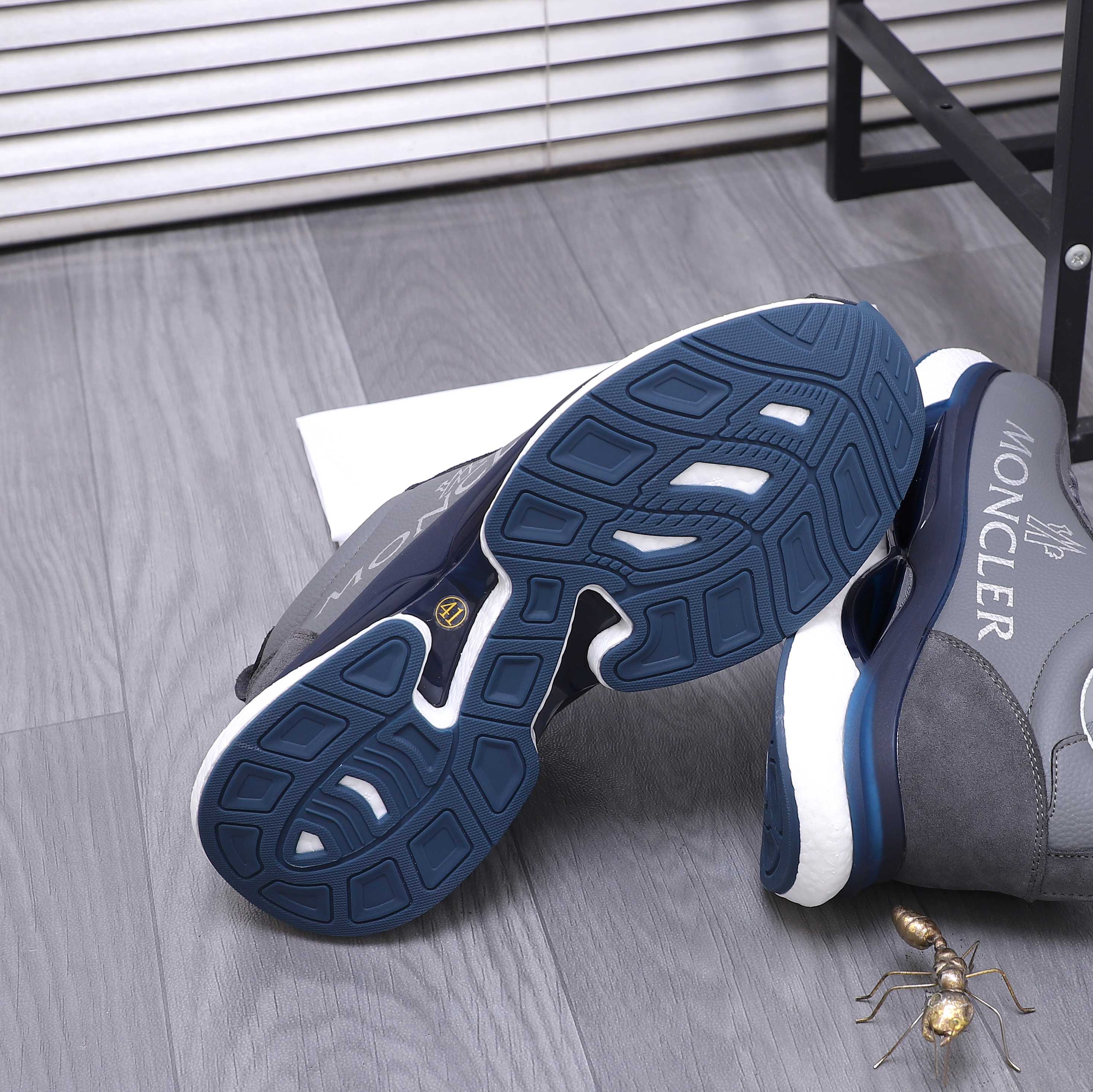 Moncler shoe