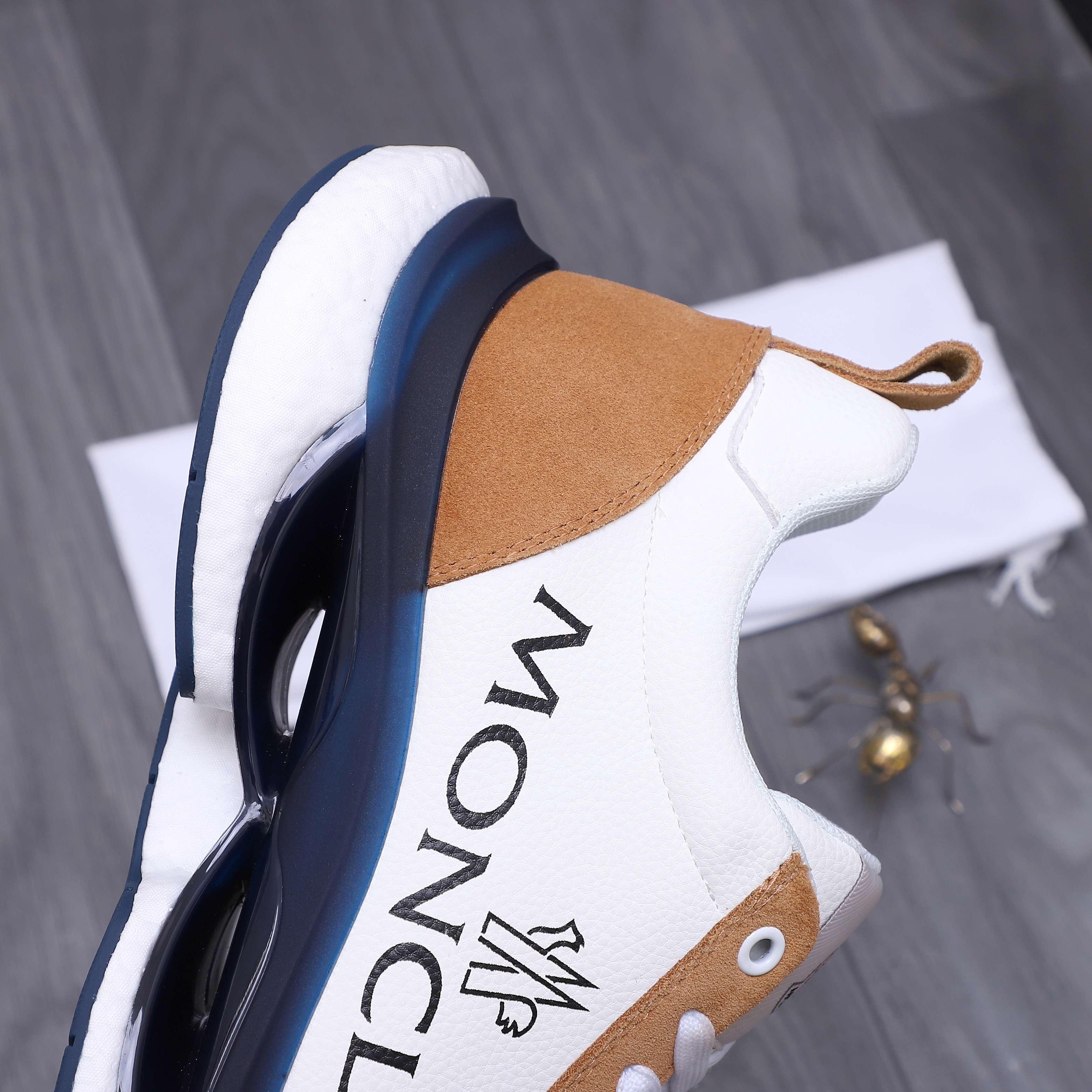 Moncler shoe