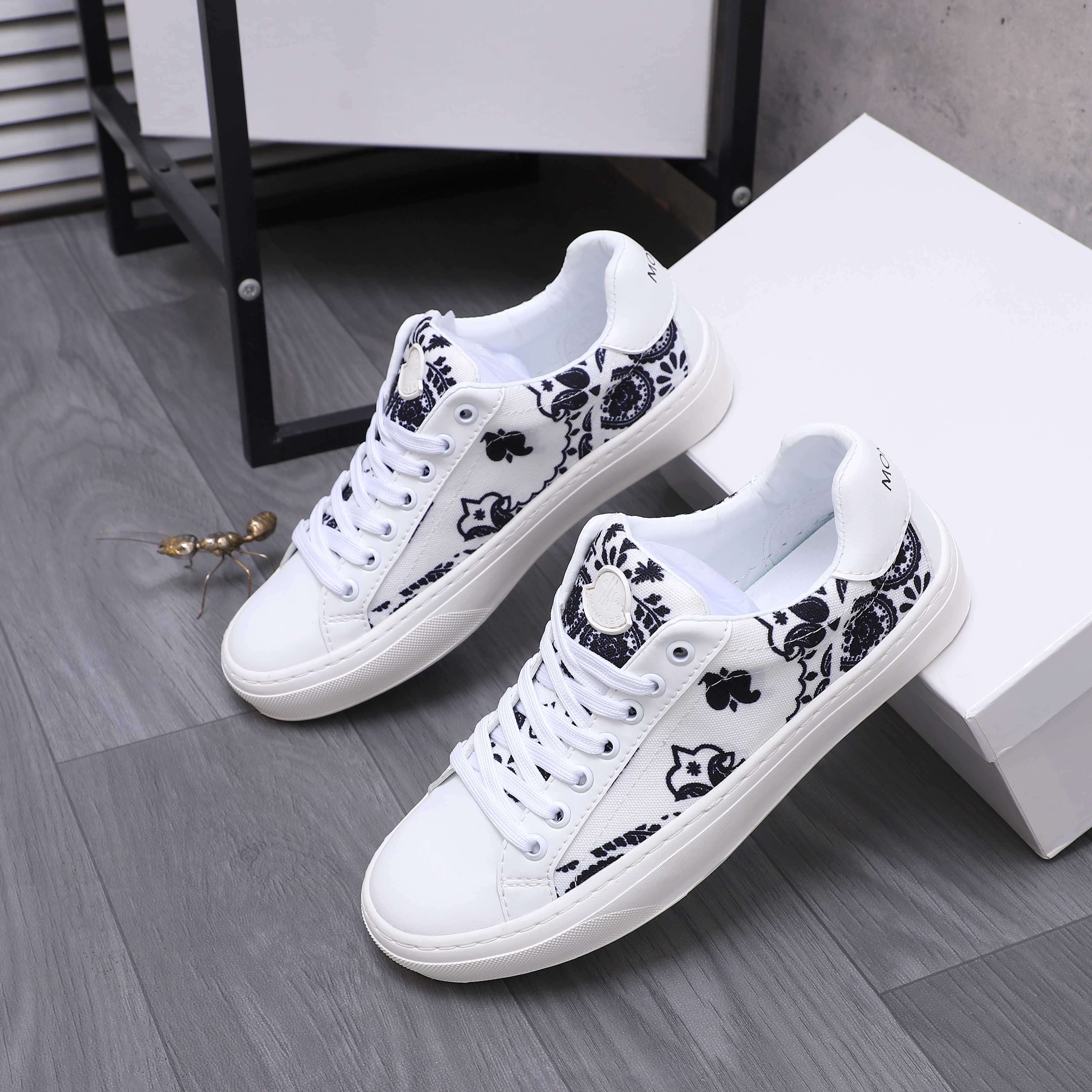 Moncler shoe