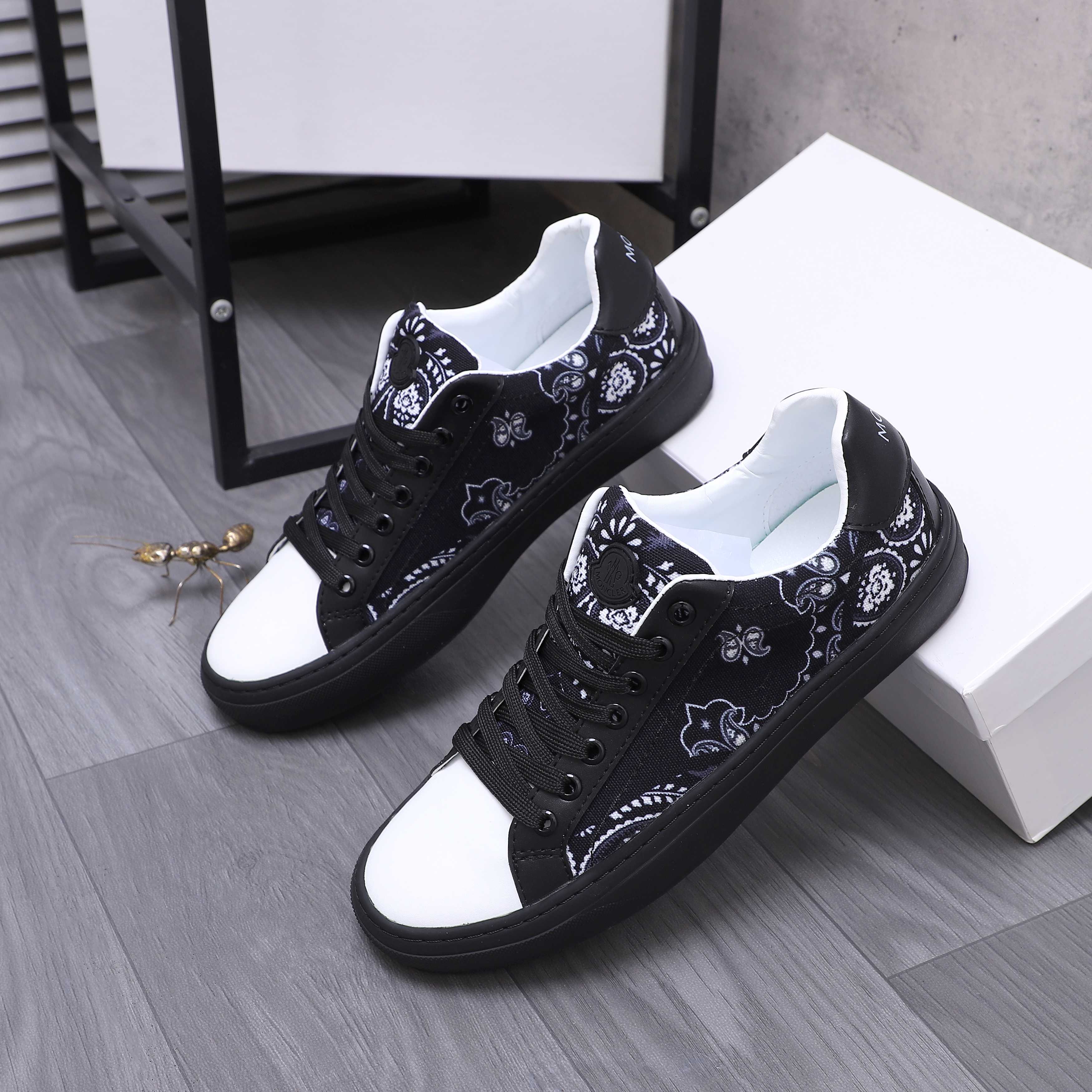 Moncler shoe