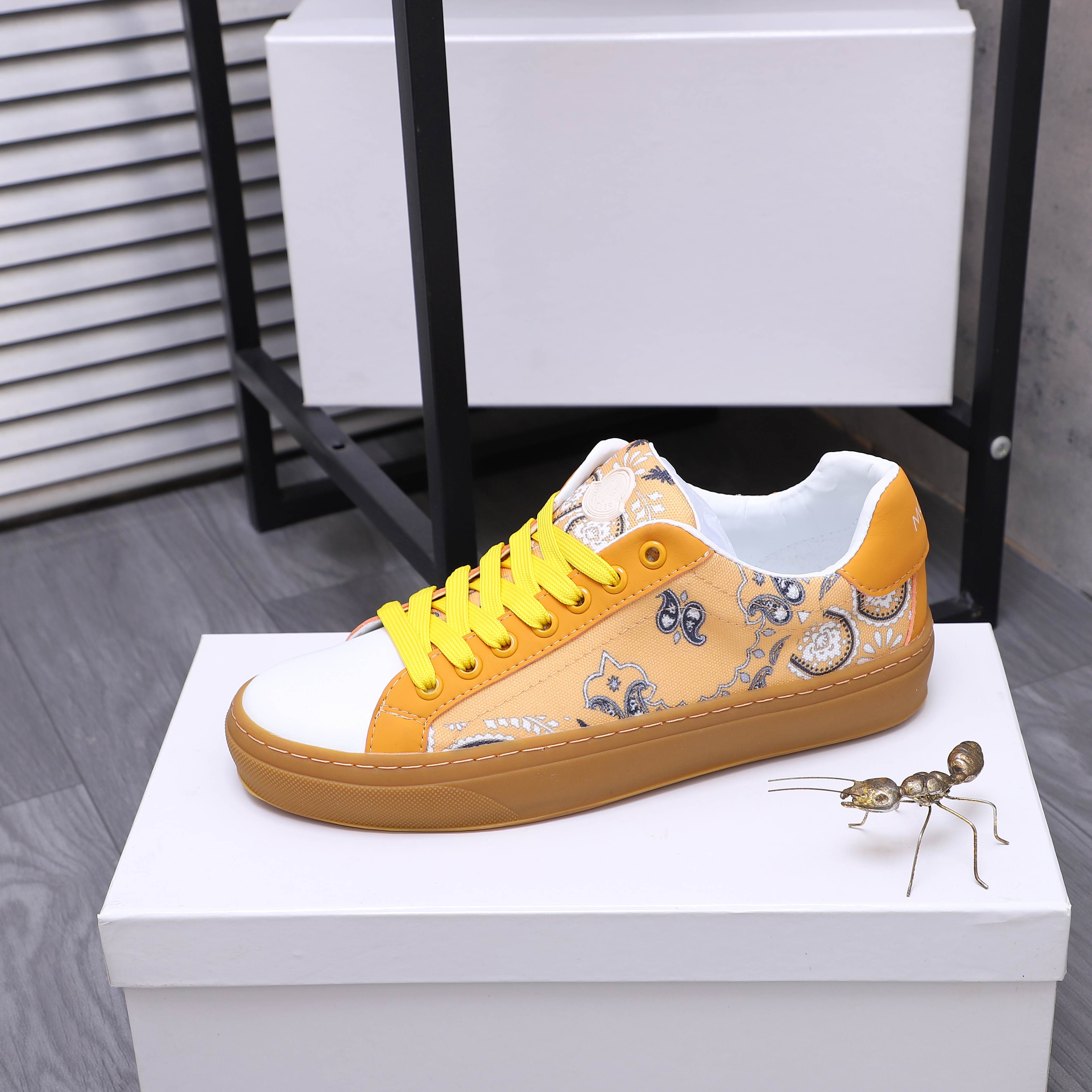 Moncler shoe