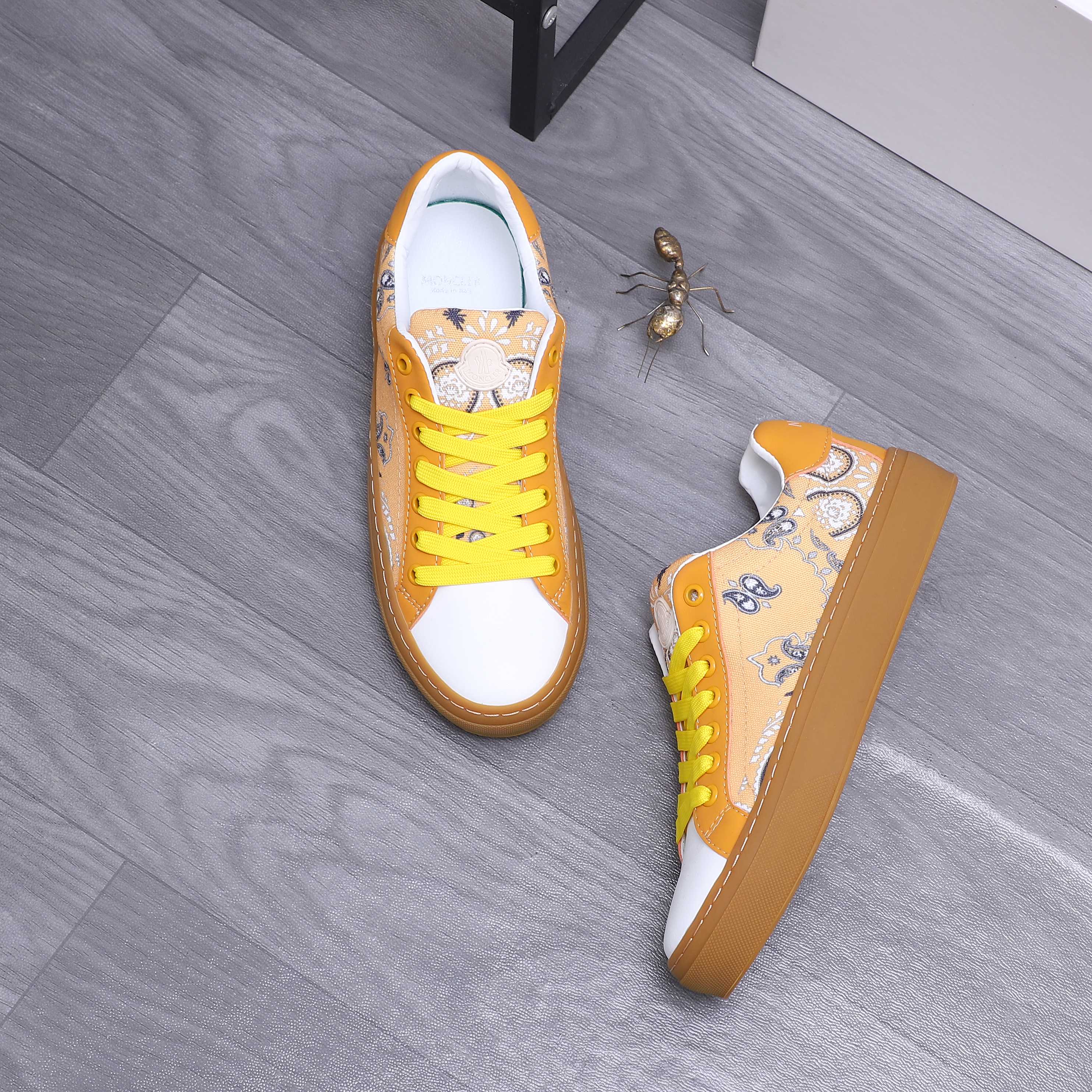 Moncler shoe