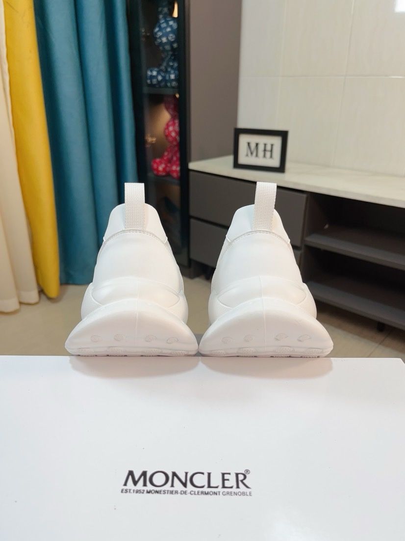 Moncler shoe