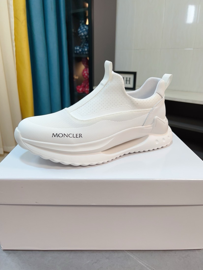 Moncler shoe