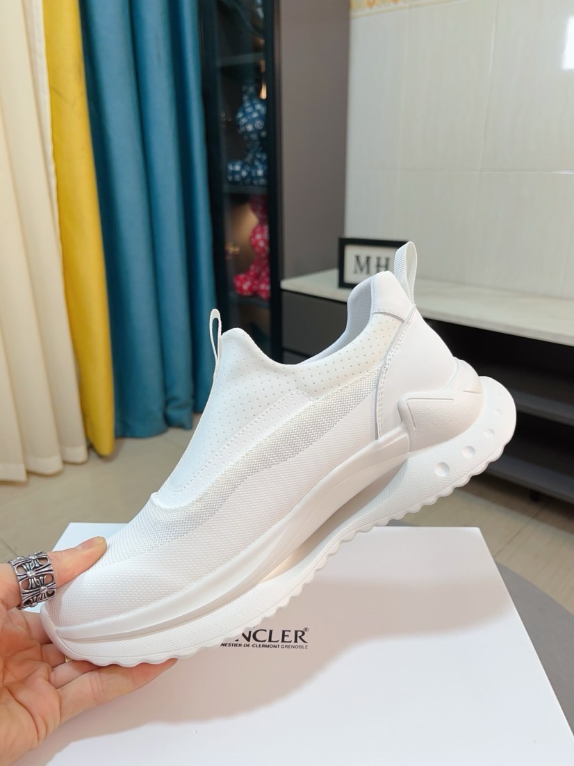 Moncler shoe